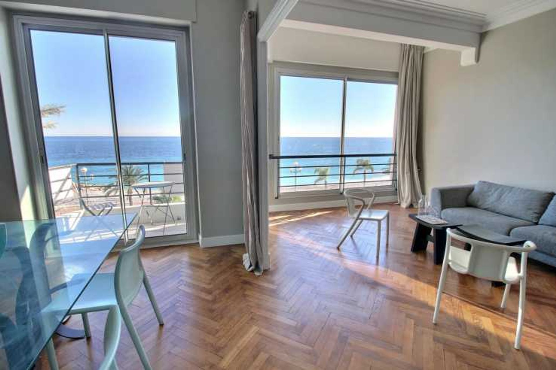 Condominium dans Bon, Provence-Alpes-Côte d'Azur 12407075