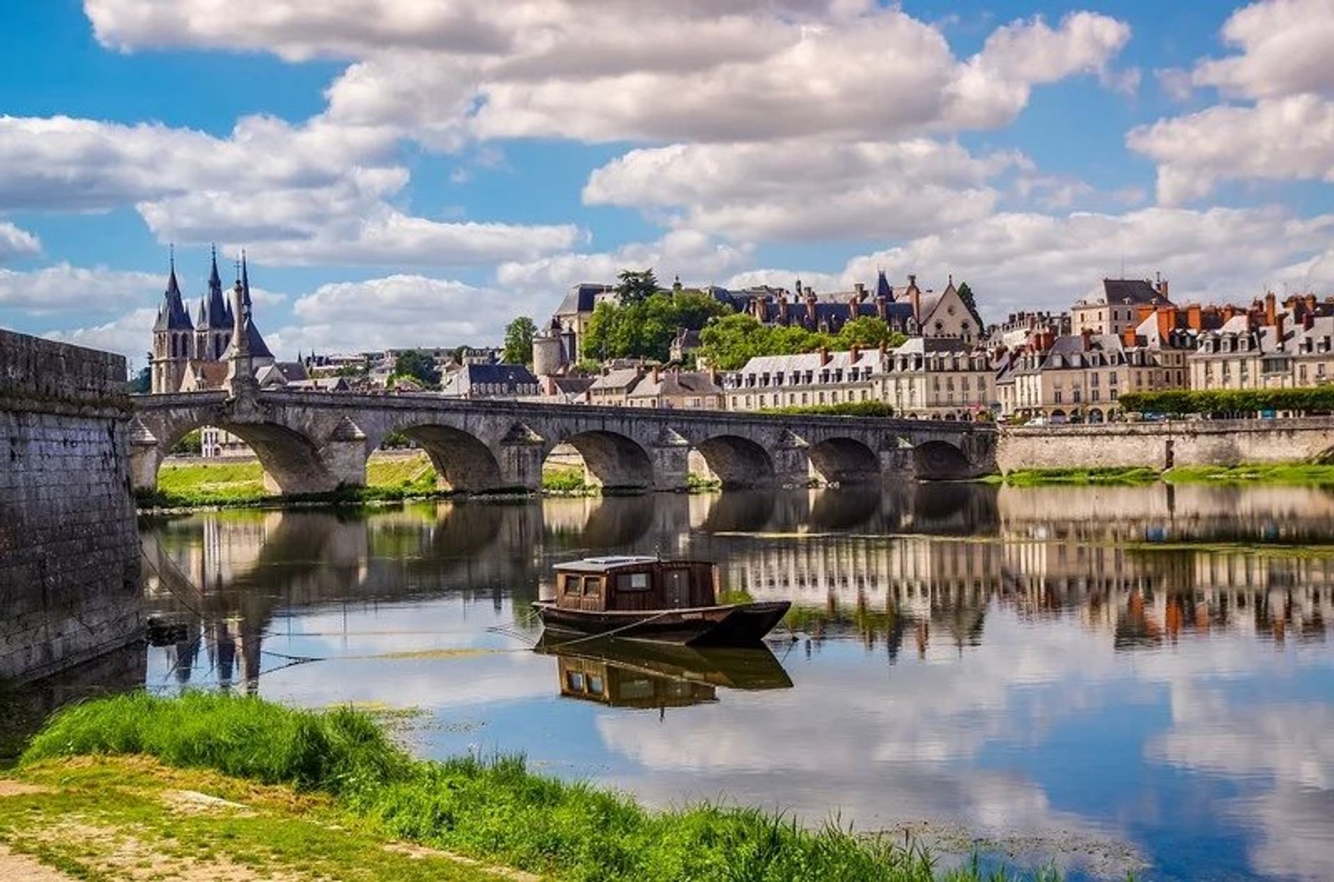 Eigentumswohnung im Orleans, Centre-Val de Loire 12407480