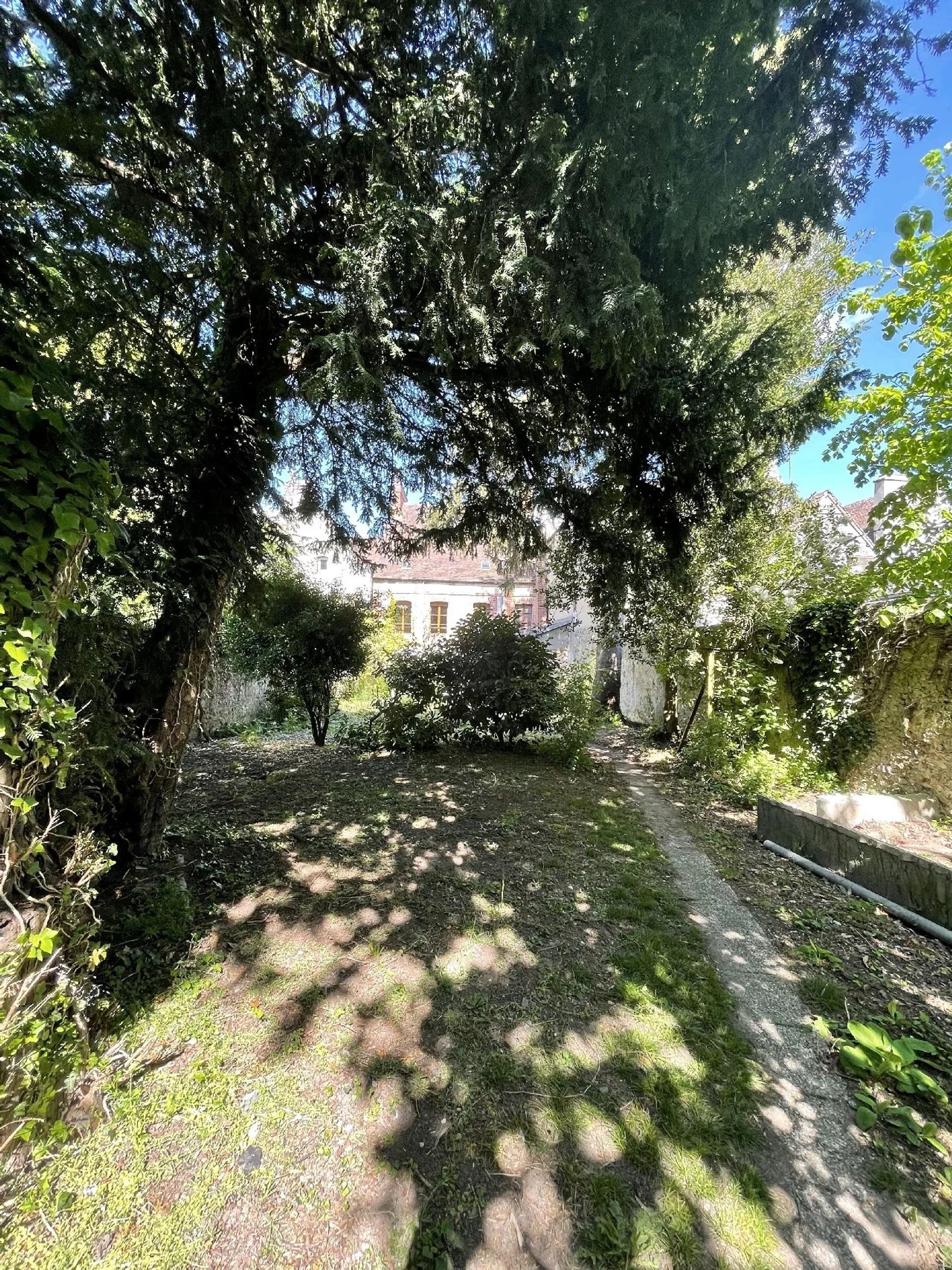 Casa nel Chateauneuf-en-Thymerais, Centro-Valle della Loira 12407574