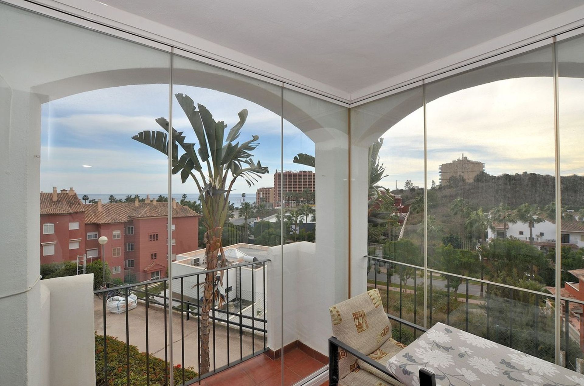 Condominium in Benalmádena, Andalusia 12409435