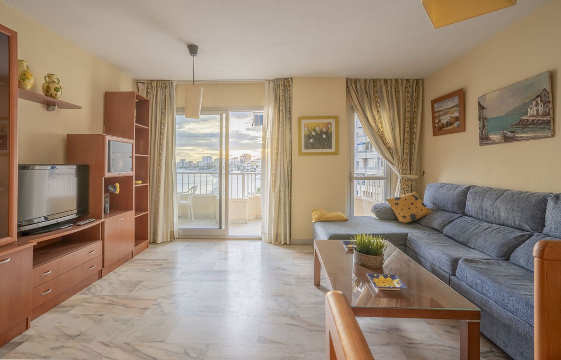 Condominio en Fuengirola, Andalusia 12409495