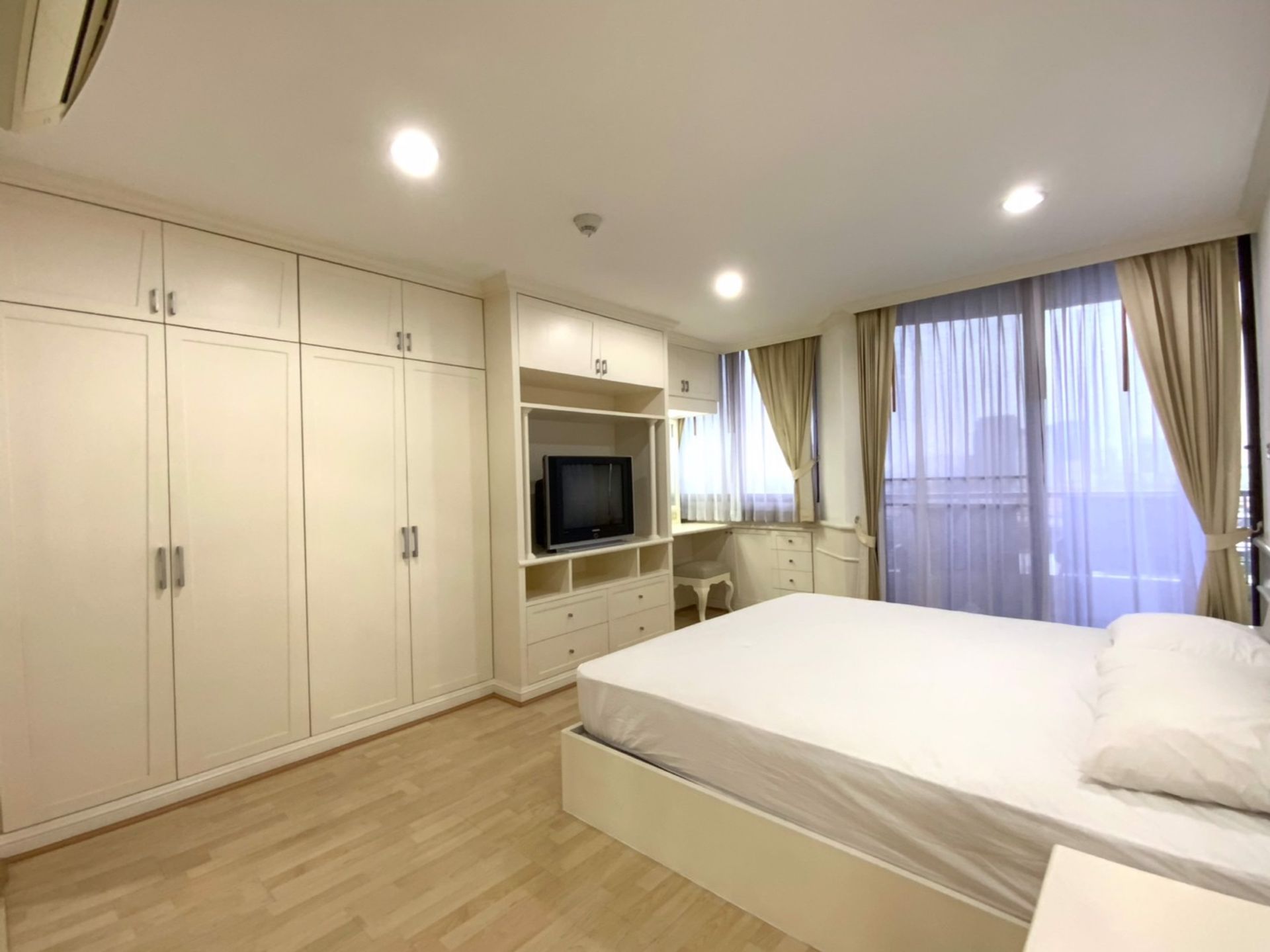 Condominium dans Watthana, Krung Thep Maha Nakhon 12410375