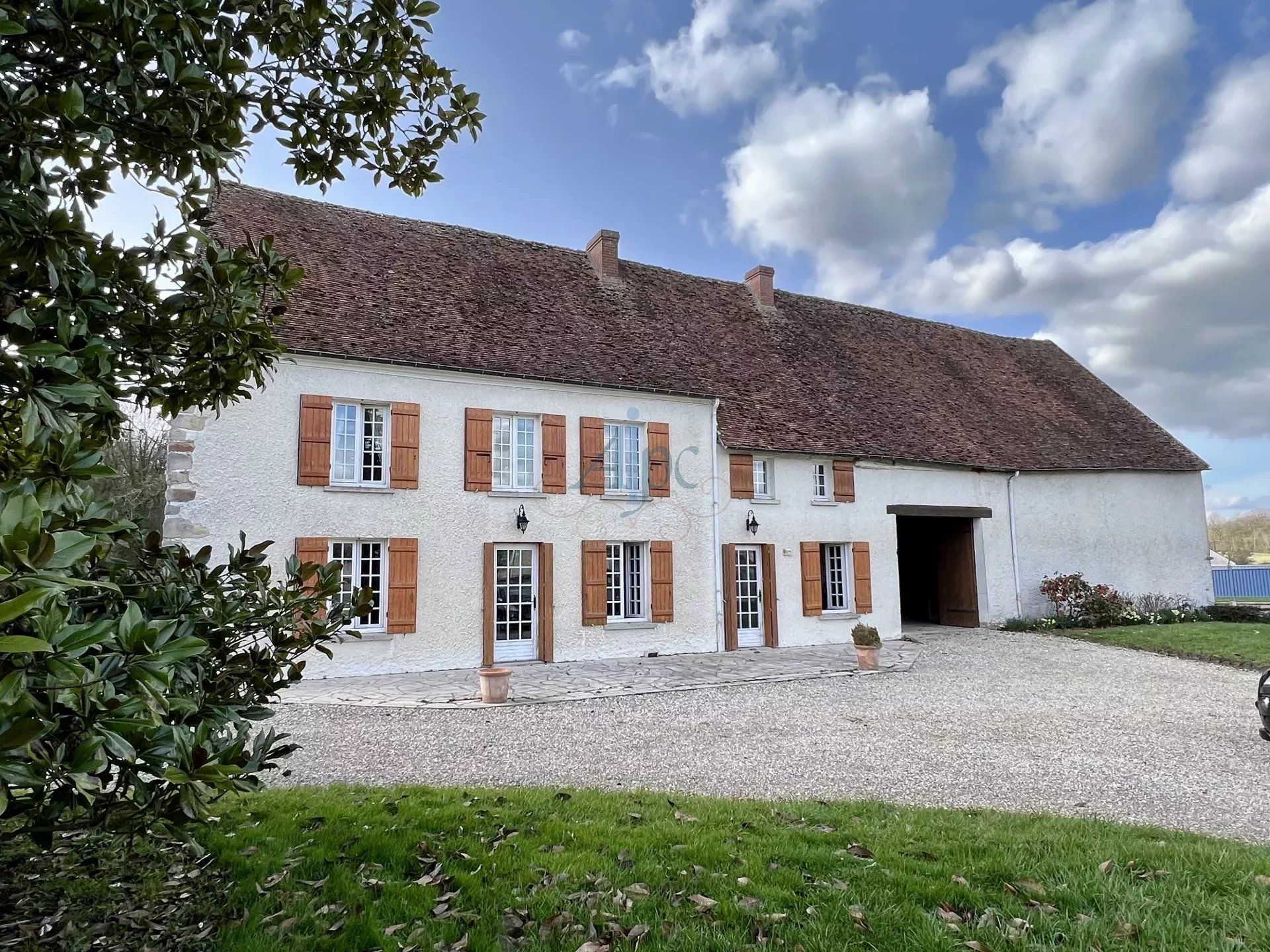 House in Amillis, Ile-de-France 12410700