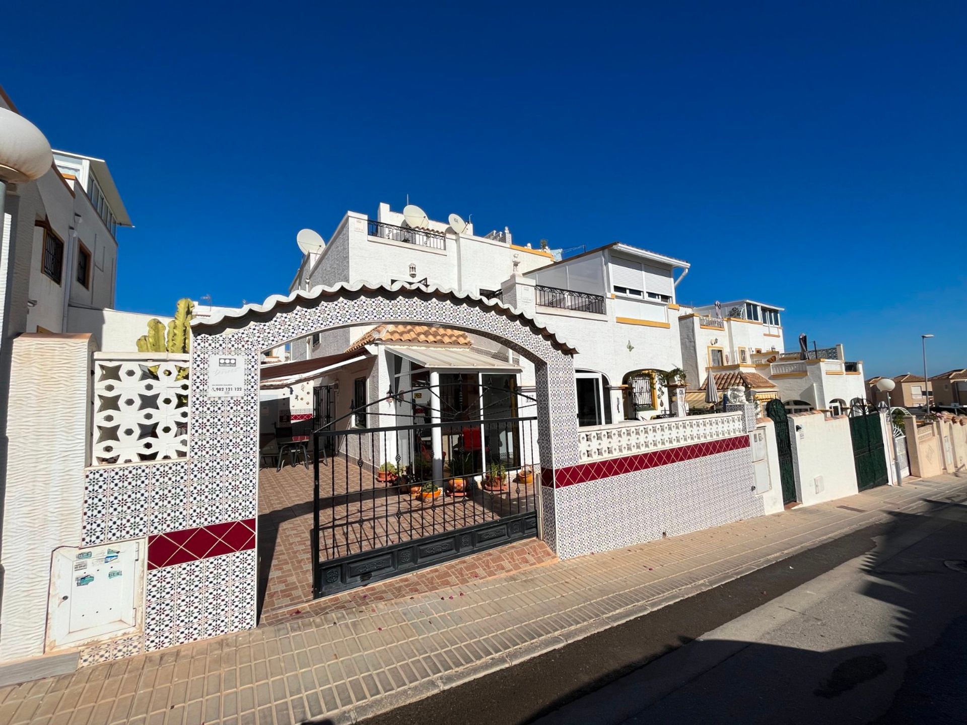 عمارات في Torrevieja, Comunidad Valenciana 12411220