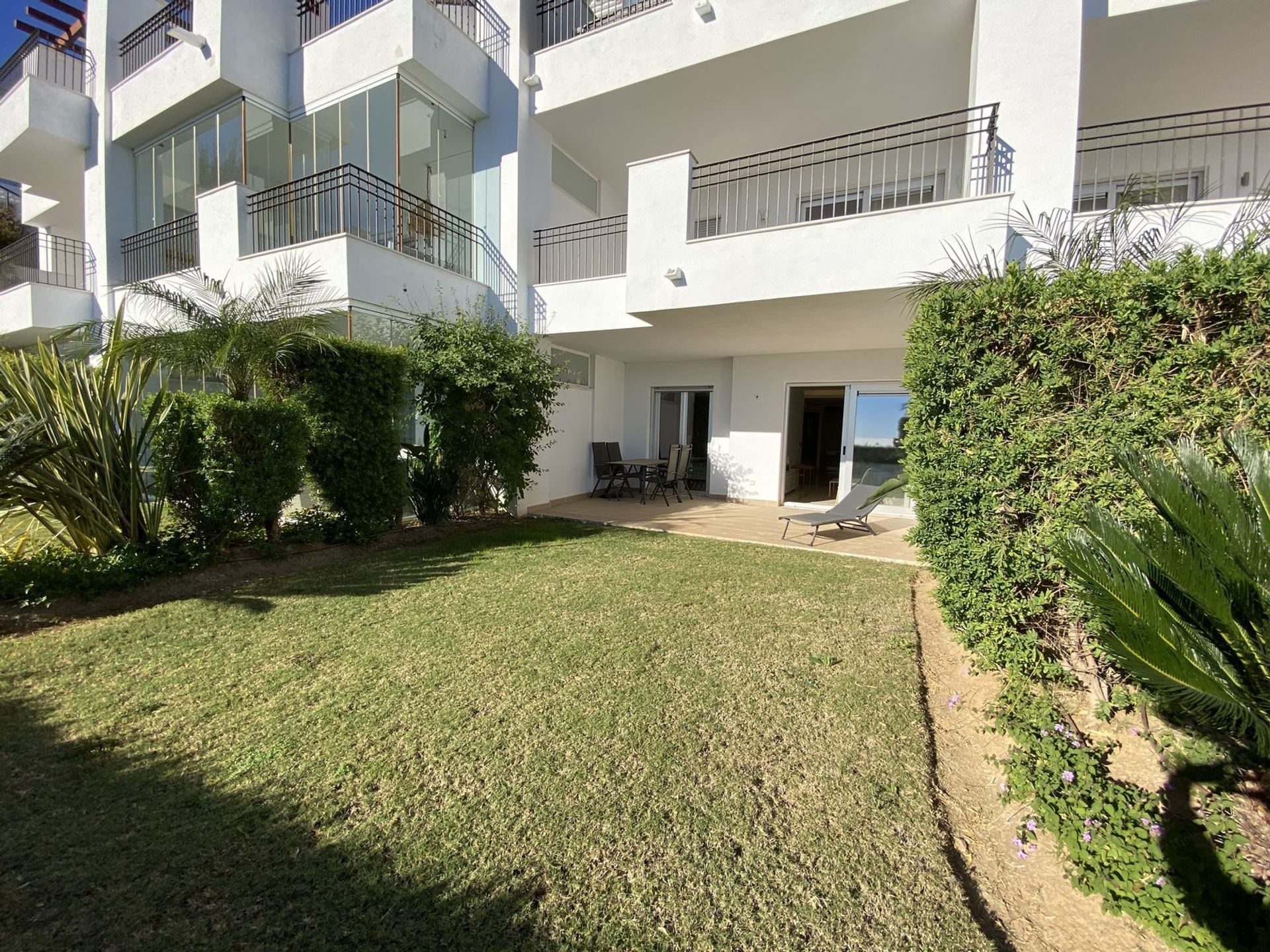 Condominium in Marbella, Andalusië 12411993