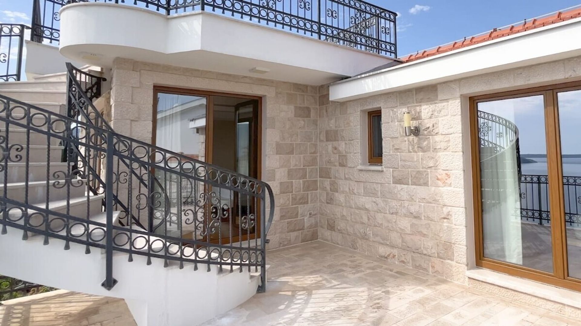 Huis in Herceg Novi, Herceg Novi 12413186