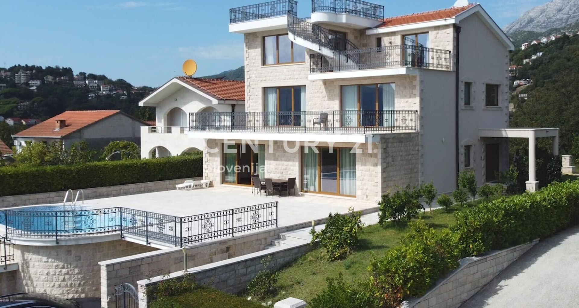 Huis in Herceg Novi, Herceg Novi 12413186