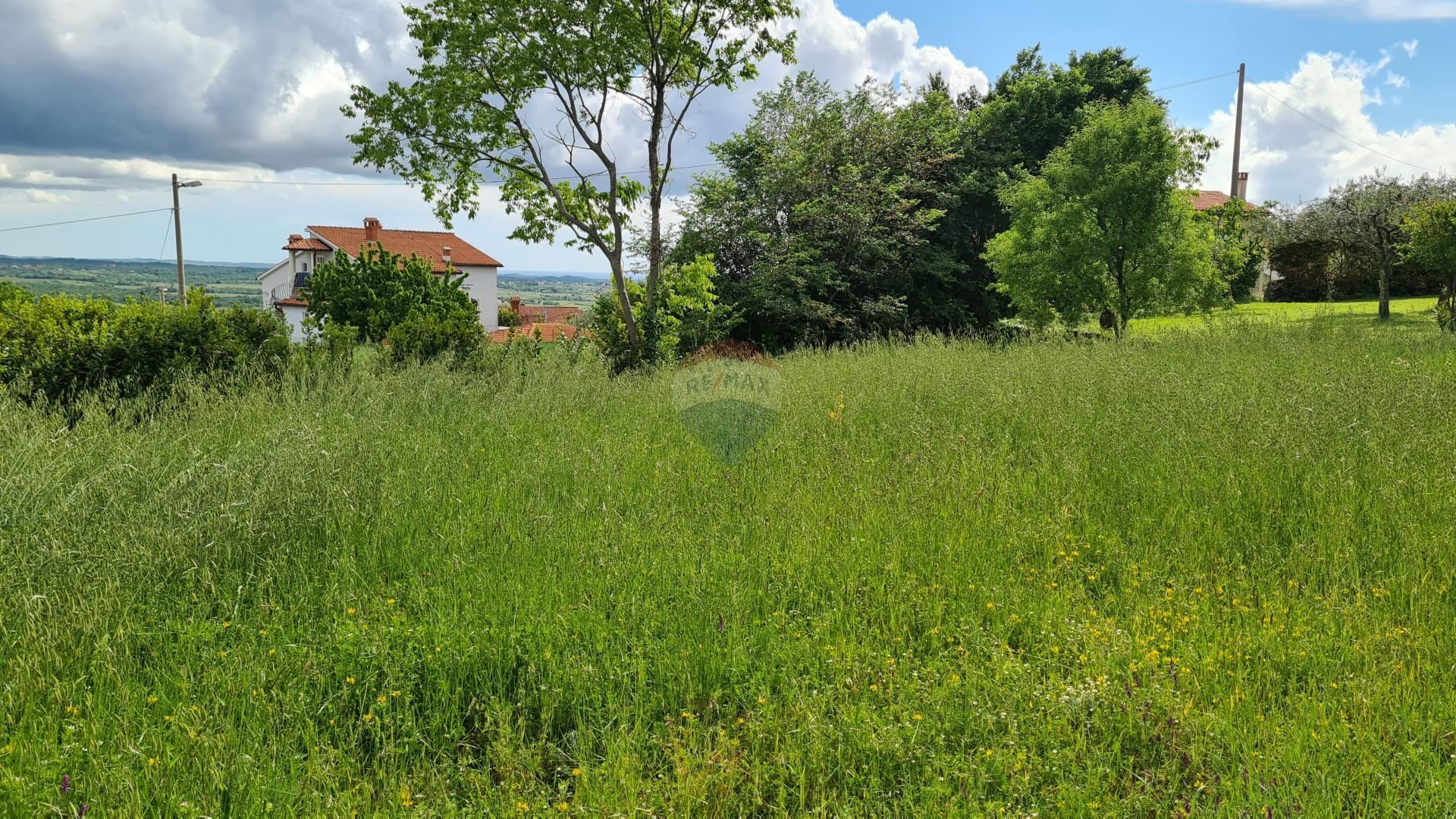 Land in Kaštelir, Istarska županija 12413710