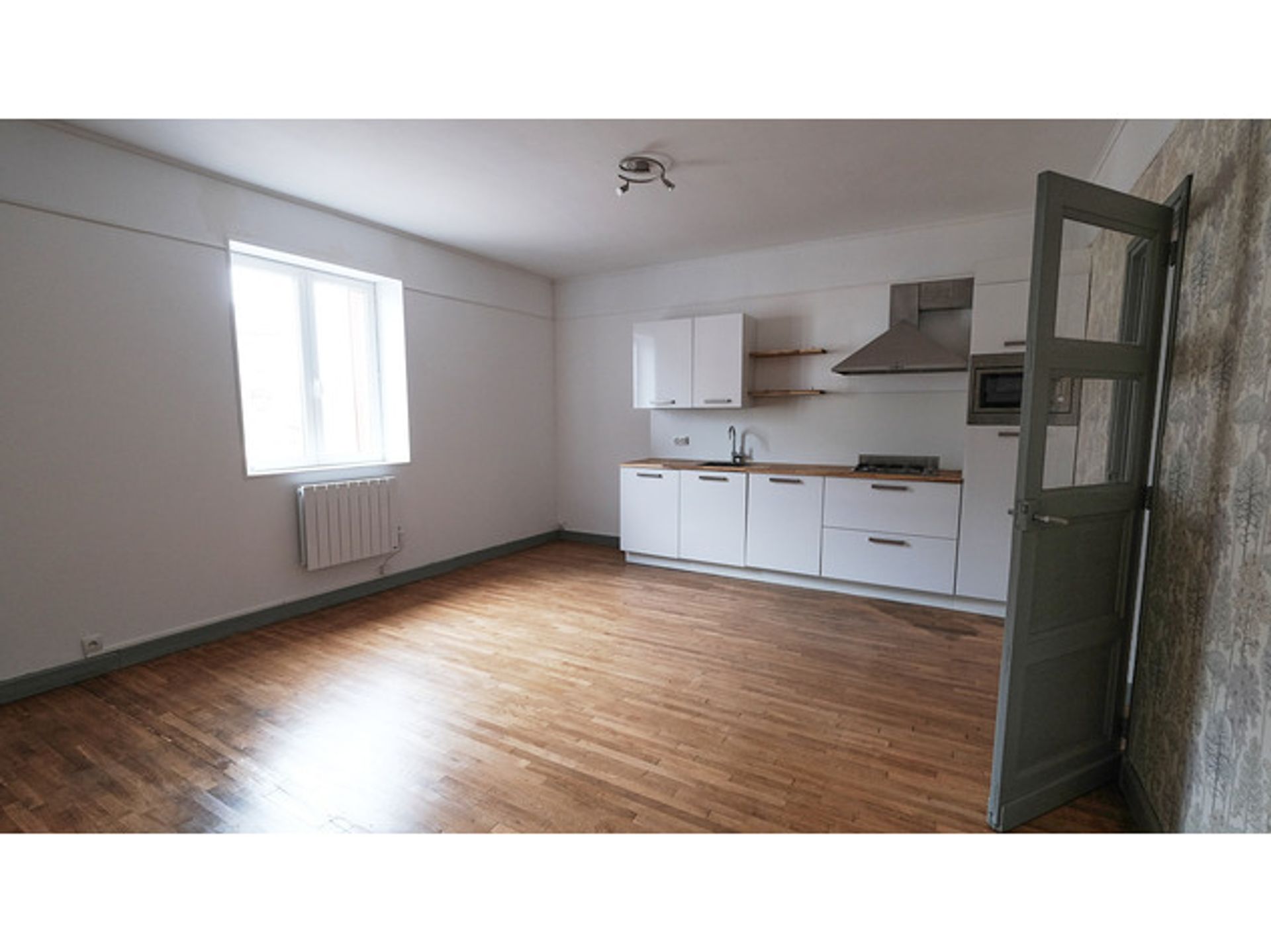 بيت في Planchez, Bourgogne-Franche-Comté 12414132