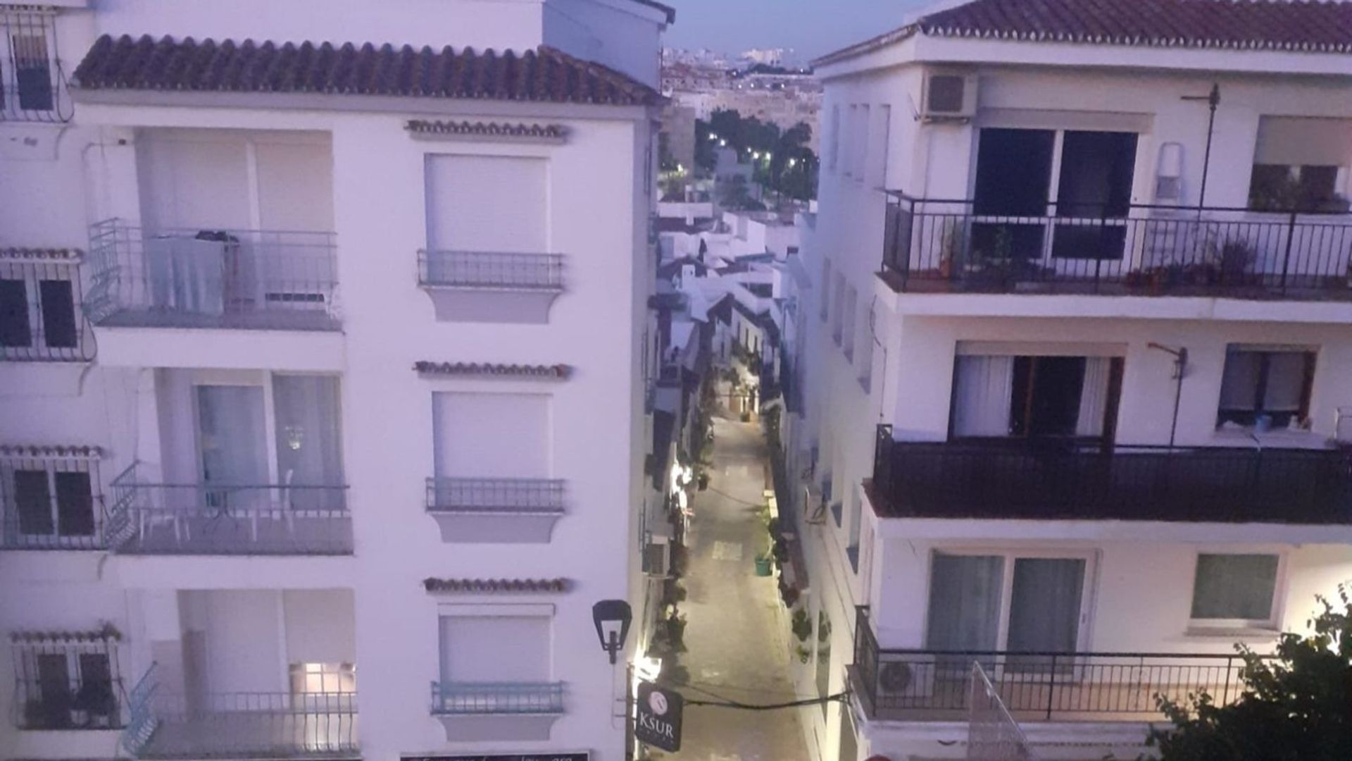 Ejerlejlighed i Estepona, Andalucía 12414232