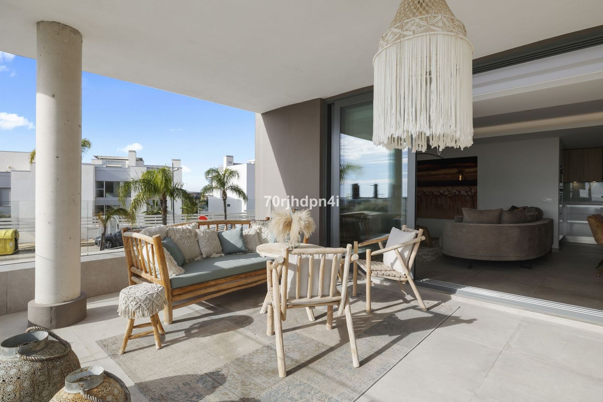 Condominium in Estepona, Andalucía 12414251