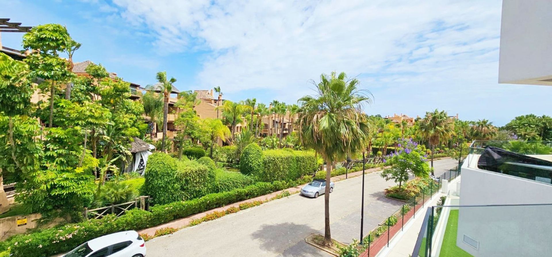 Condominium in Estepona, Andalusia 12414612