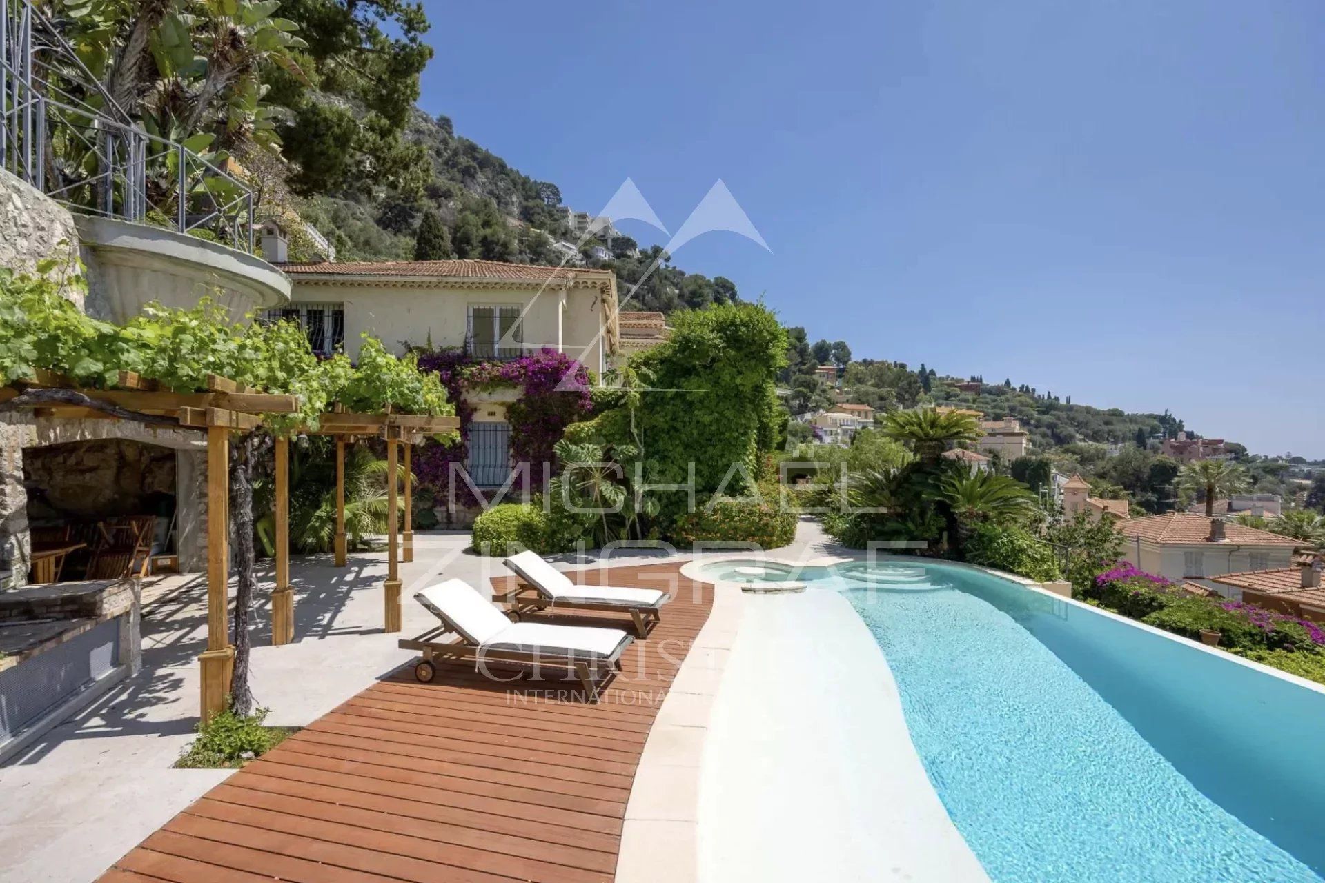 Haus im Villefranche-sur-Mer, Alpes-Maritimes 12417218