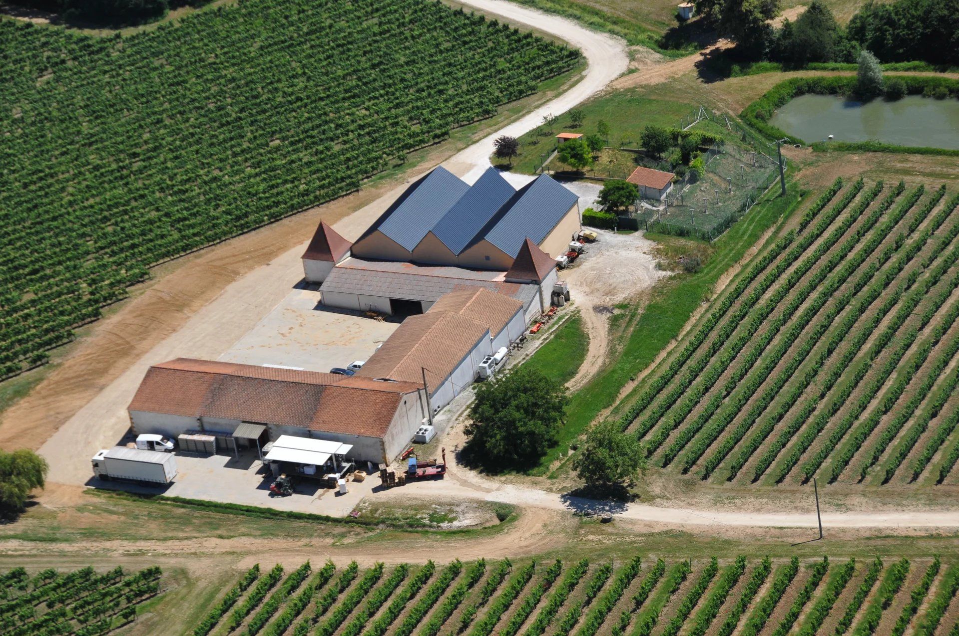 casa en Sainte-Foy-la-Grande, Nouvelle-Aquitaine 12417442