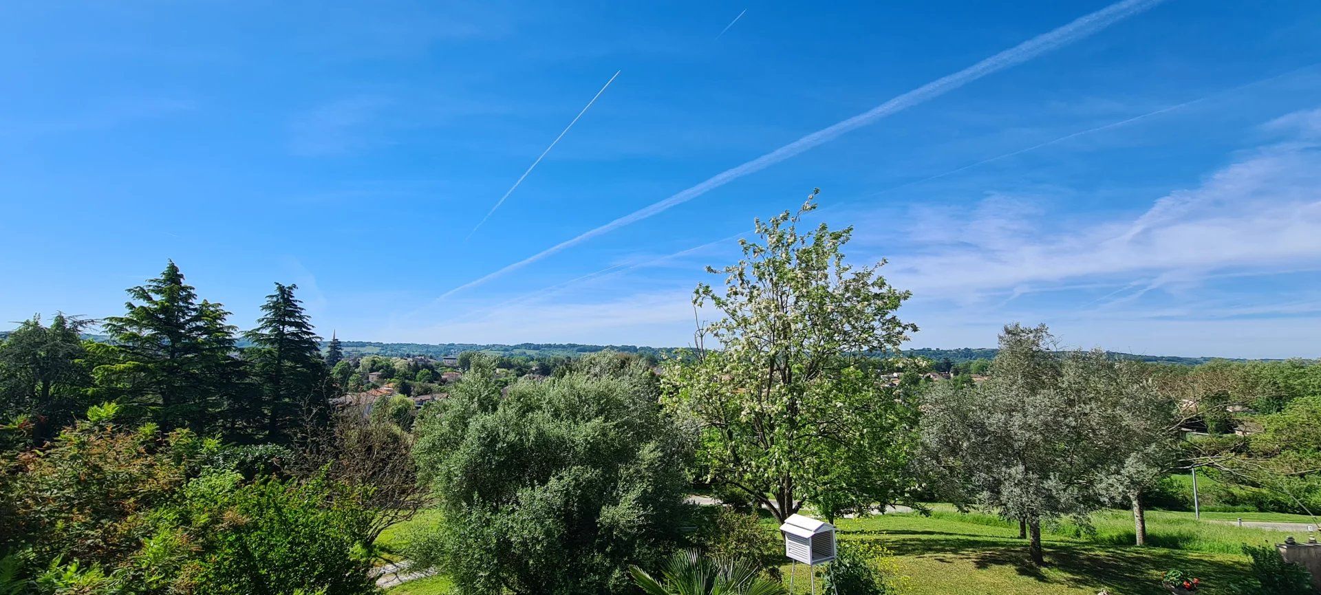 بيت في Port-Sainte-Foy-et-Ponchapt, Nouvelle-Aquitaine 12417538