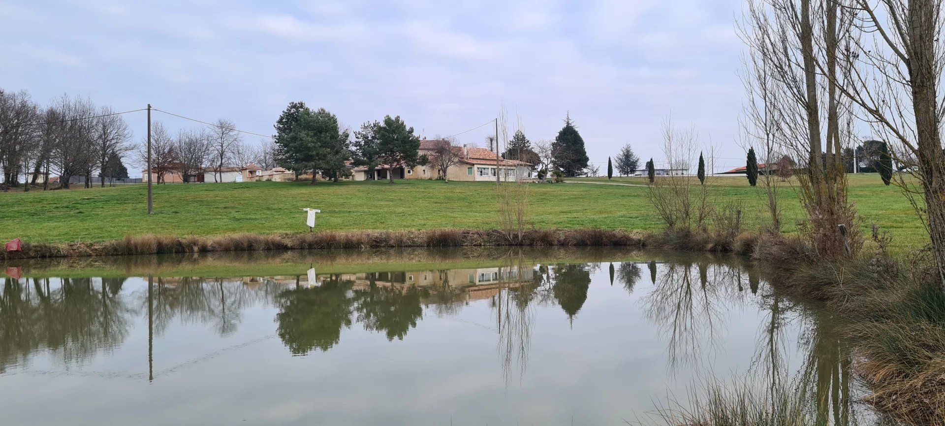 Rumah di Les Lèves-et-Thoumeyragues, Gironde 12417557