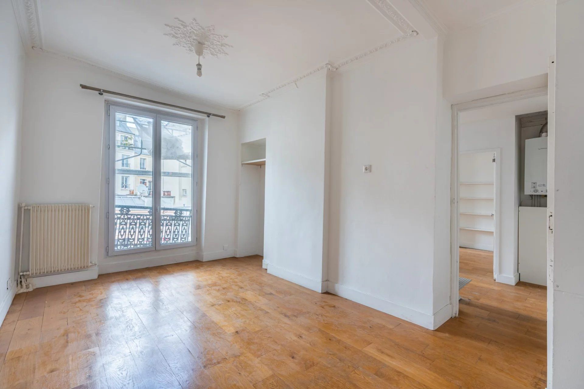 Condominium in Paris 18ème, Paris 12417622