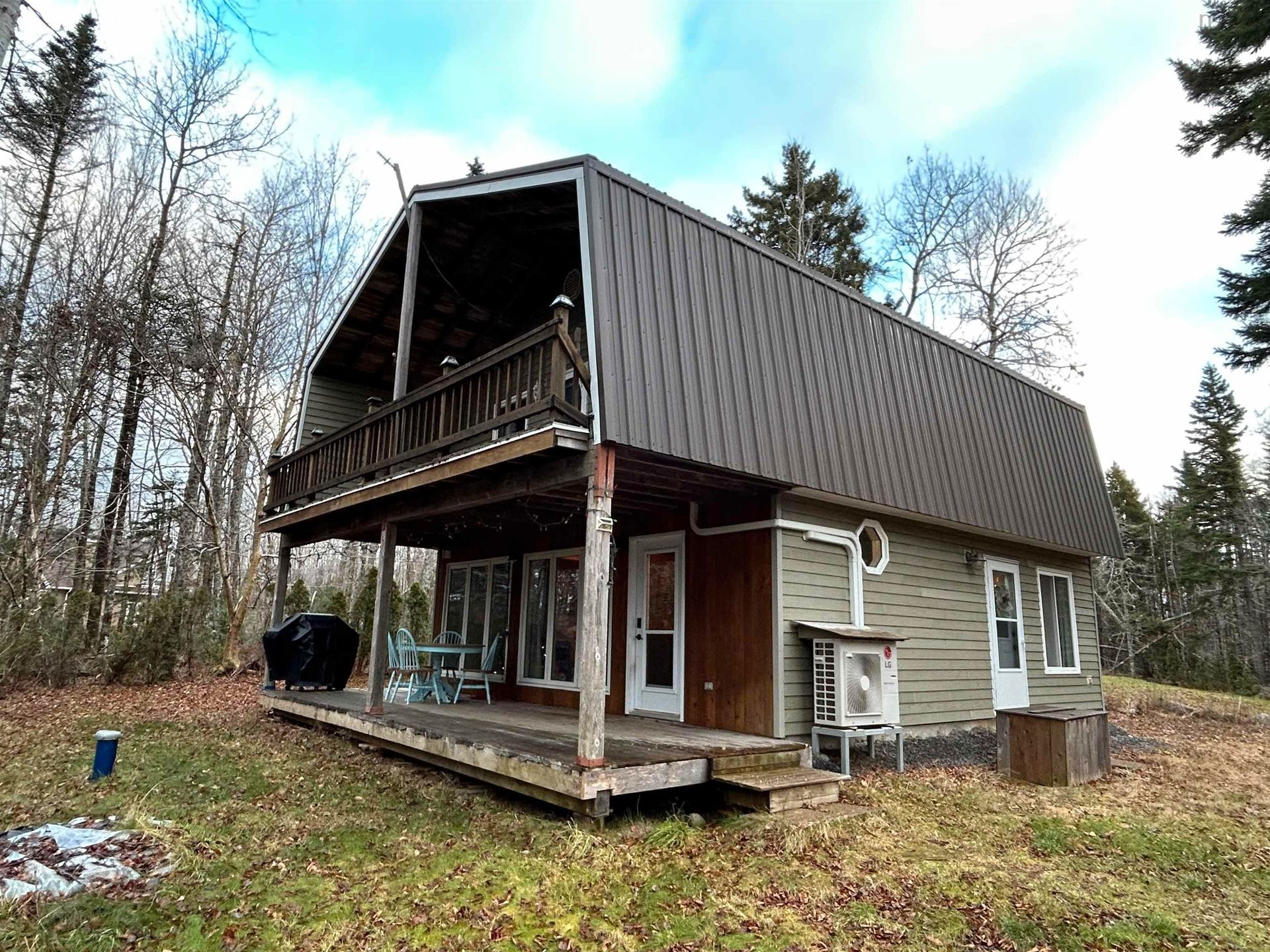 Rumah di Chester, Nova Scotia 12418740