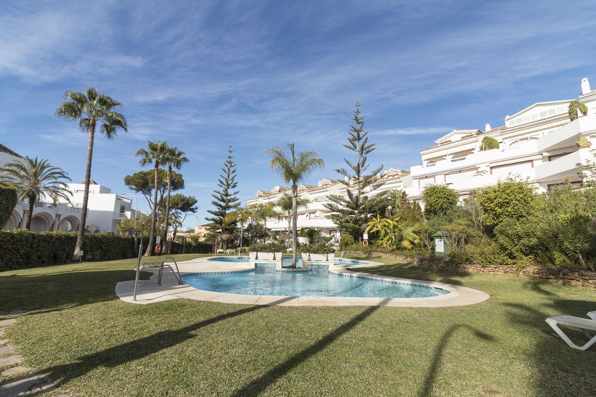 Condominium in Marbella, Andalucía 12419117