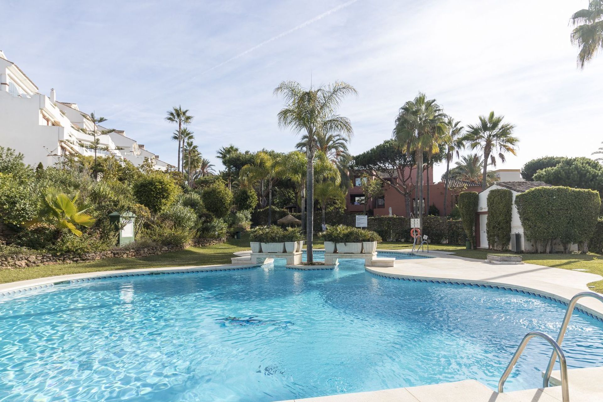 Condominium in Marbella, Andalucía 12419117