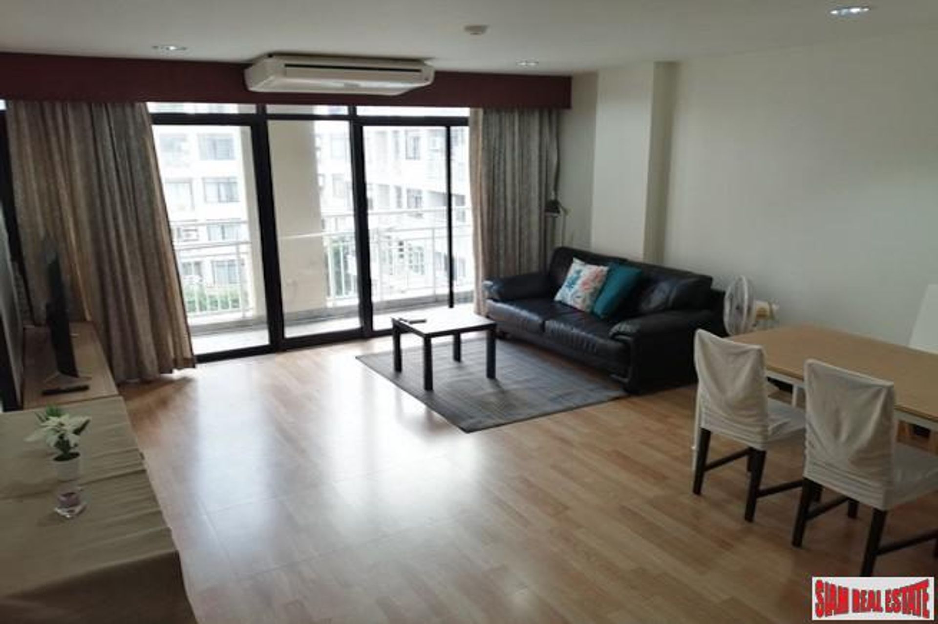 Condominio en Bang Rak, Krung Thep Maha Nakhon 12419189