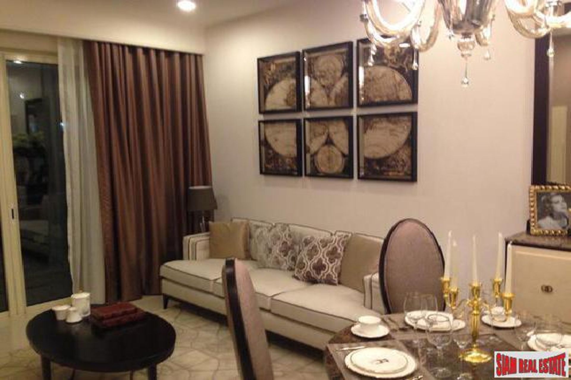 Condominium in Pathum Wan, Krung Thep Maha Nakhon 12419206