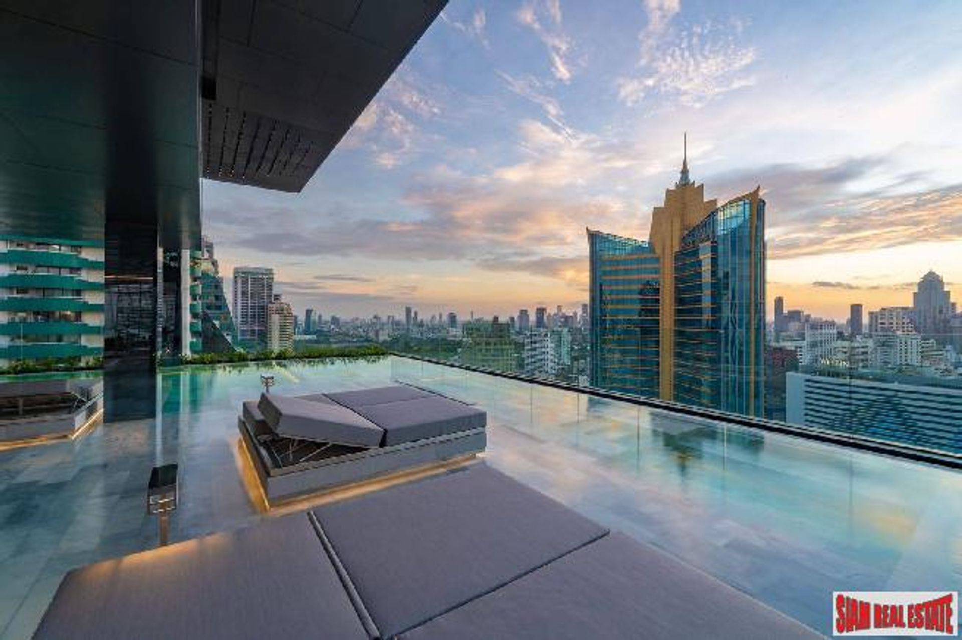 Condominio nel Khlong Toei, Krung Thep Maha Nakhon 12419213