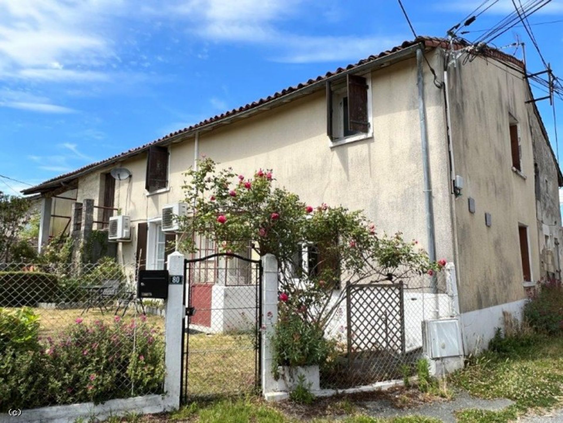 Casa nel Ruffec, Nouvelle-Aquitaine 12419228