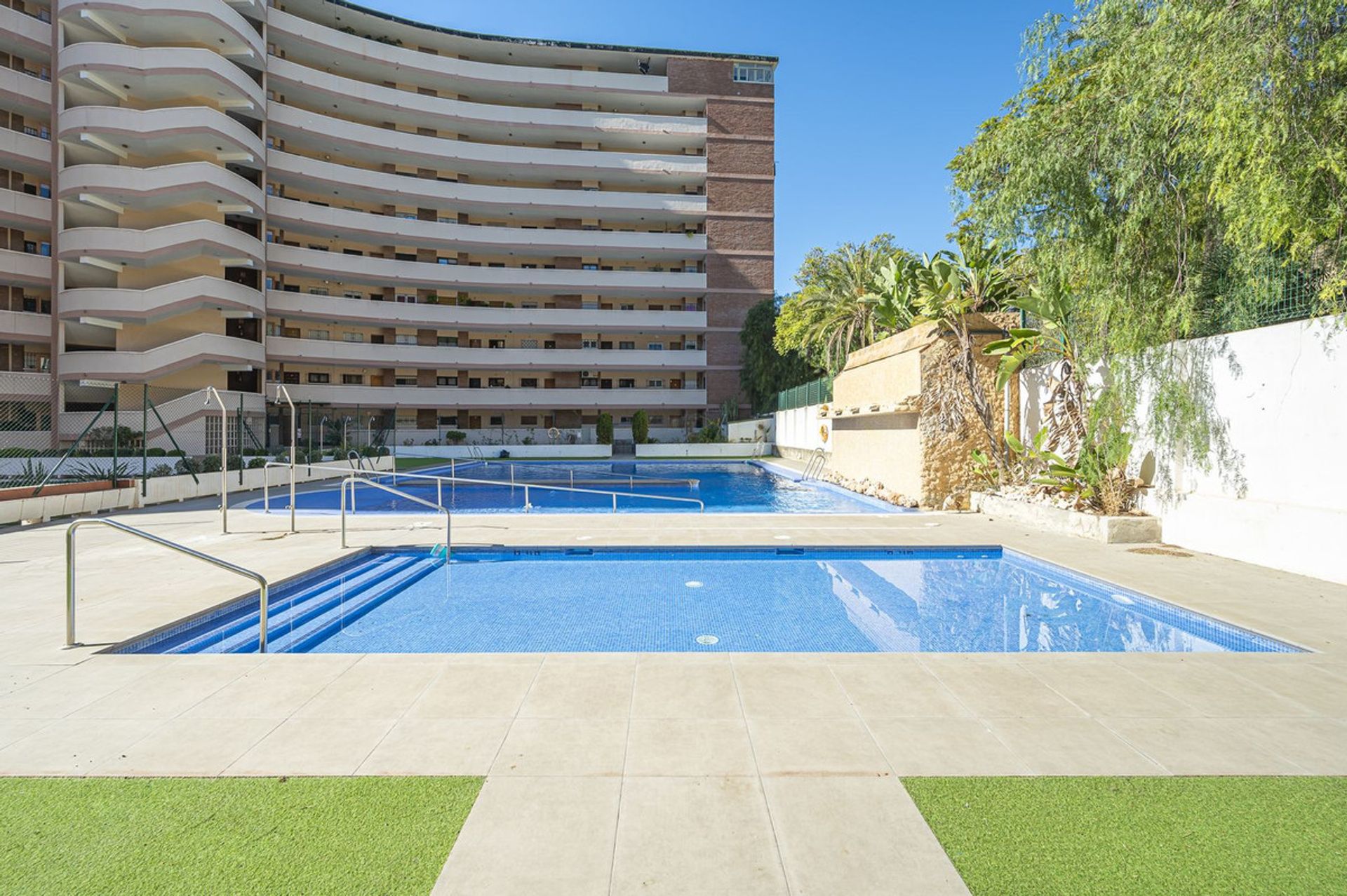 Condominium in Marbella, Andalusia 12419642