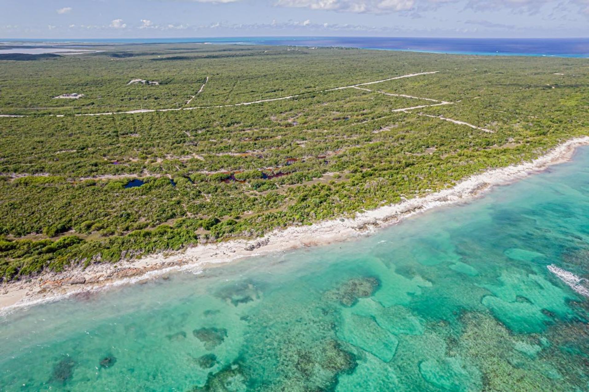 Land in , Caicos Islands 12420672