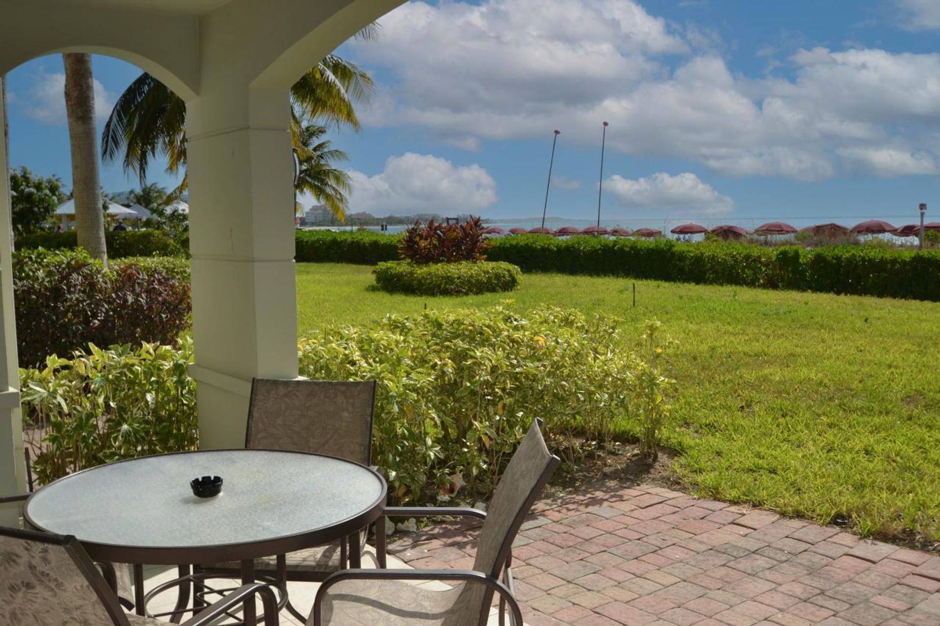 Condominium in Grace Bay, Caicos Islands 12420718