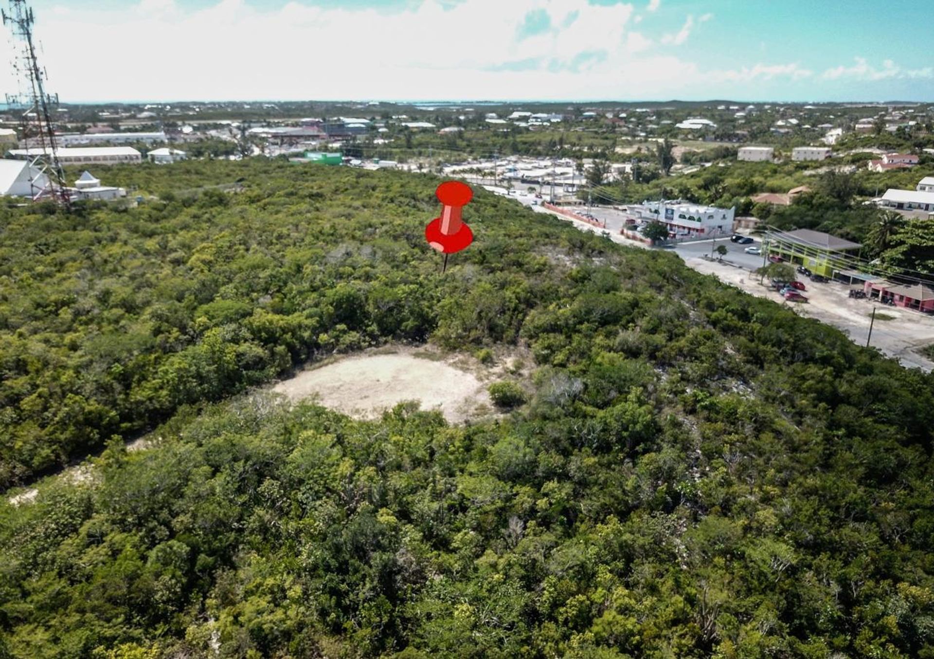 Land in , Caicos Islands 12420739