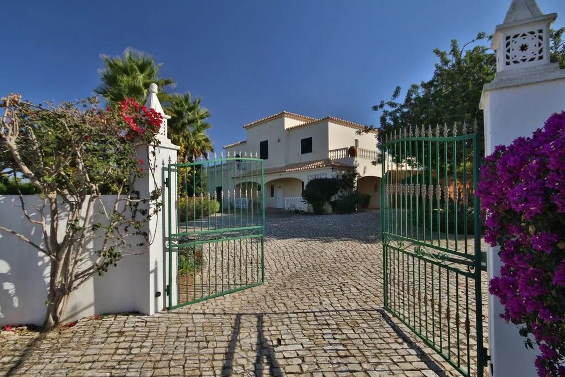 House in Albufeira, Faro 12421000