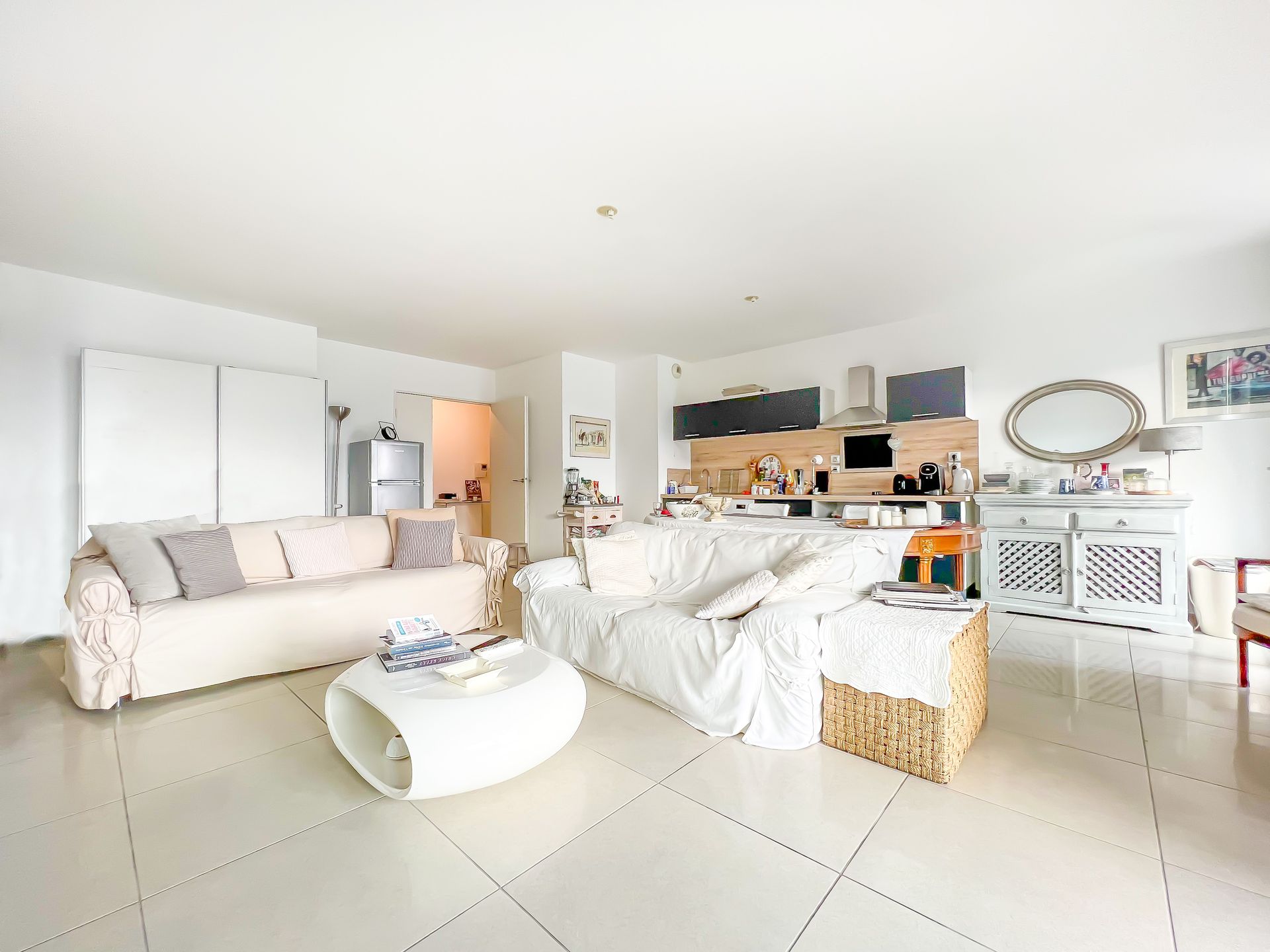 Condominium in Cannes, 10 Avenue de Vallauris 12421115