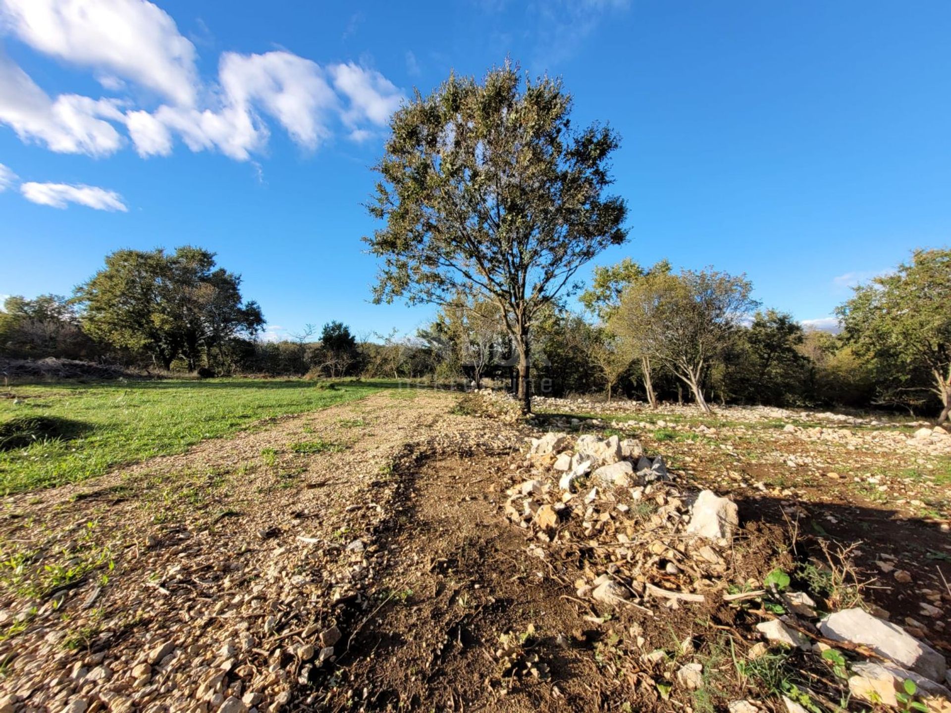 Land im Sopaljska, Primorsko-Goranska Zupanija 12421171