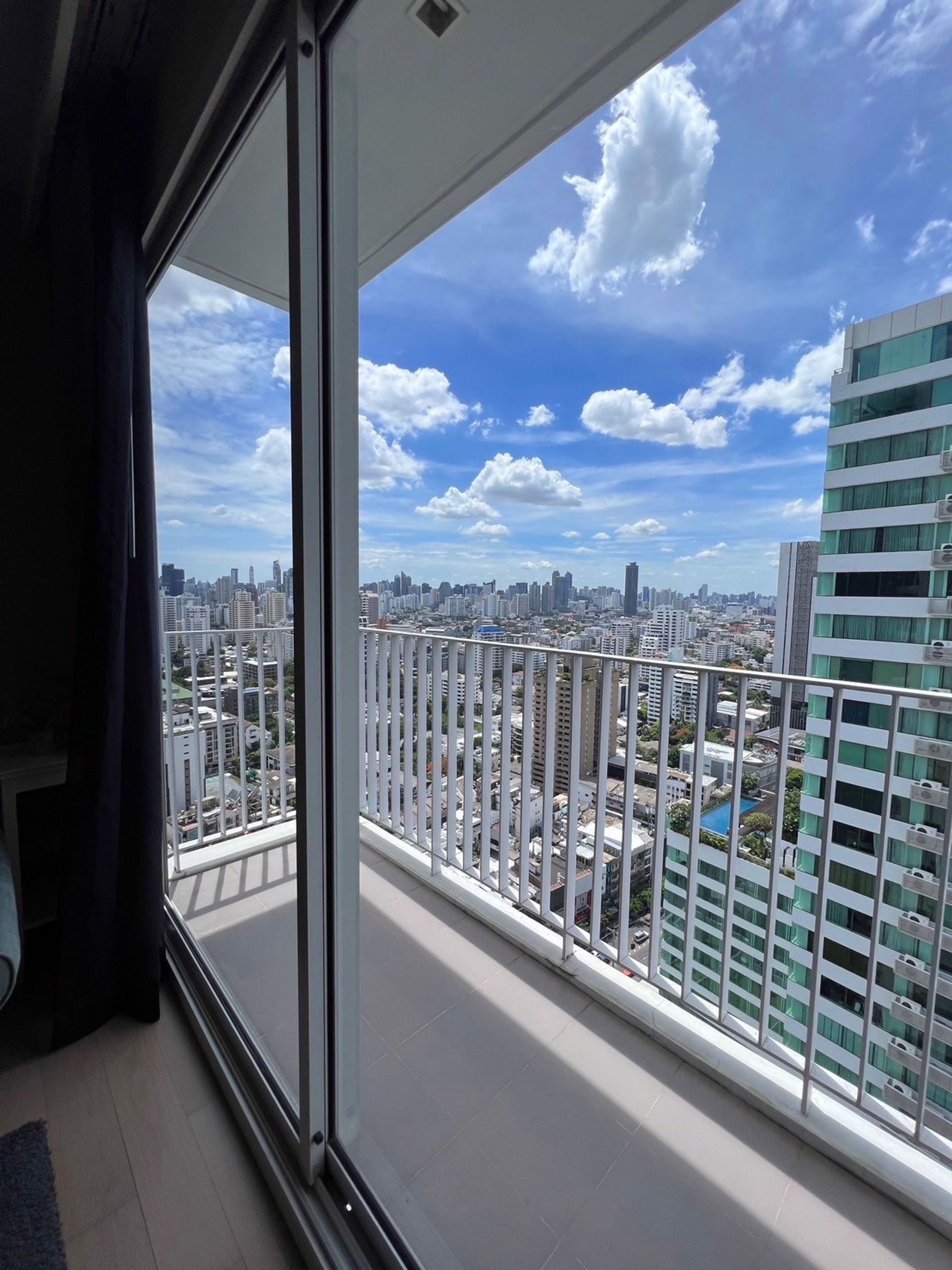 Condominium in , Krung Thep Maha Nakhon 12421254