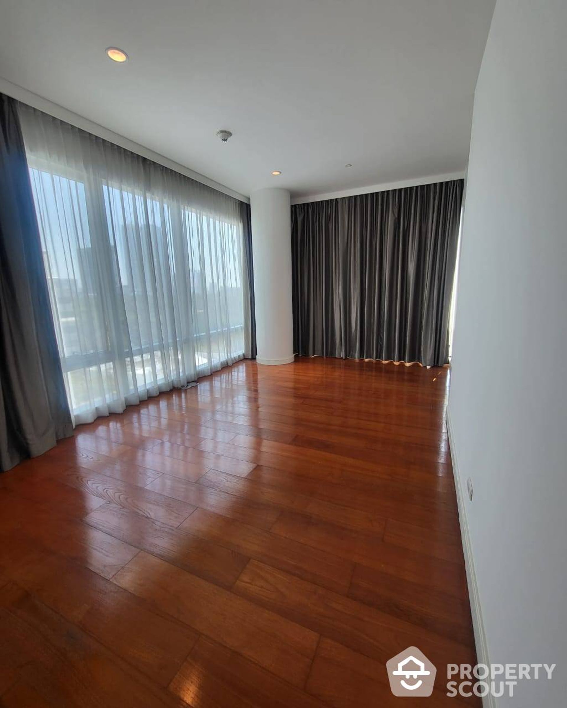 Condominium in , Krung Thep Maha Nakhon 12421487