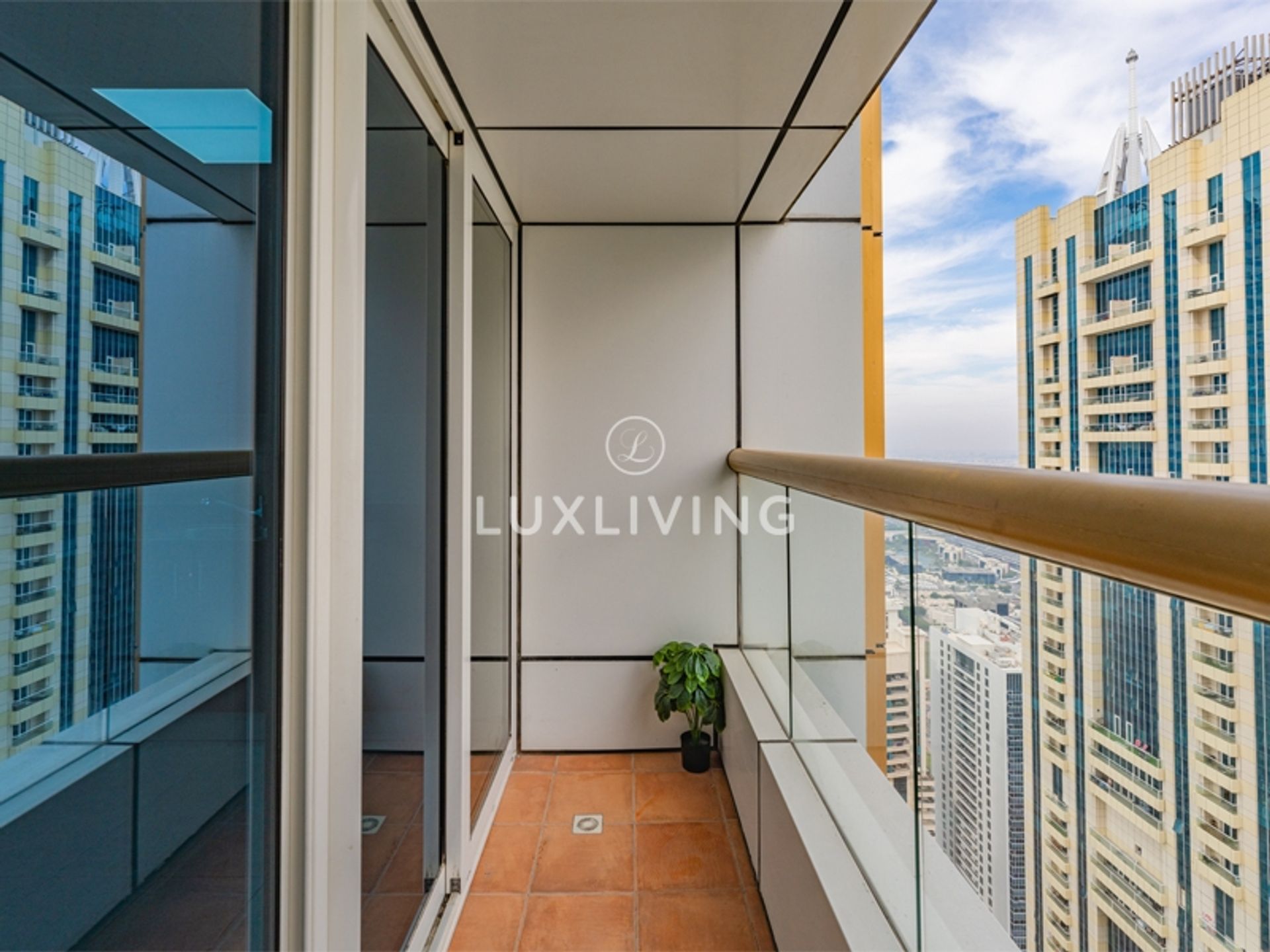 Condominium dans Dubai, Dubai 12421536