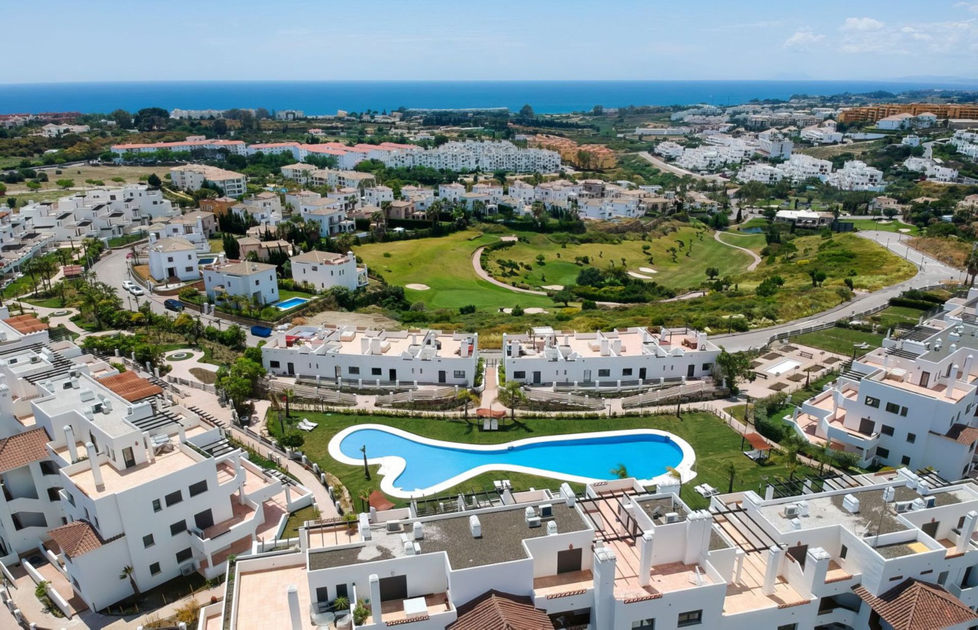 Condominium dans Estepona, Andalucía 12422318