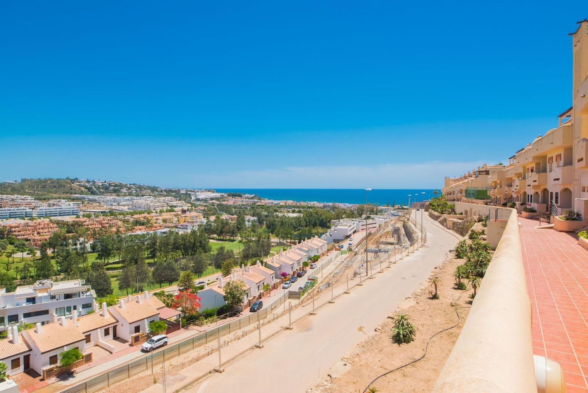 Rumah di La Cala de Mijas, Andalusia 12422444