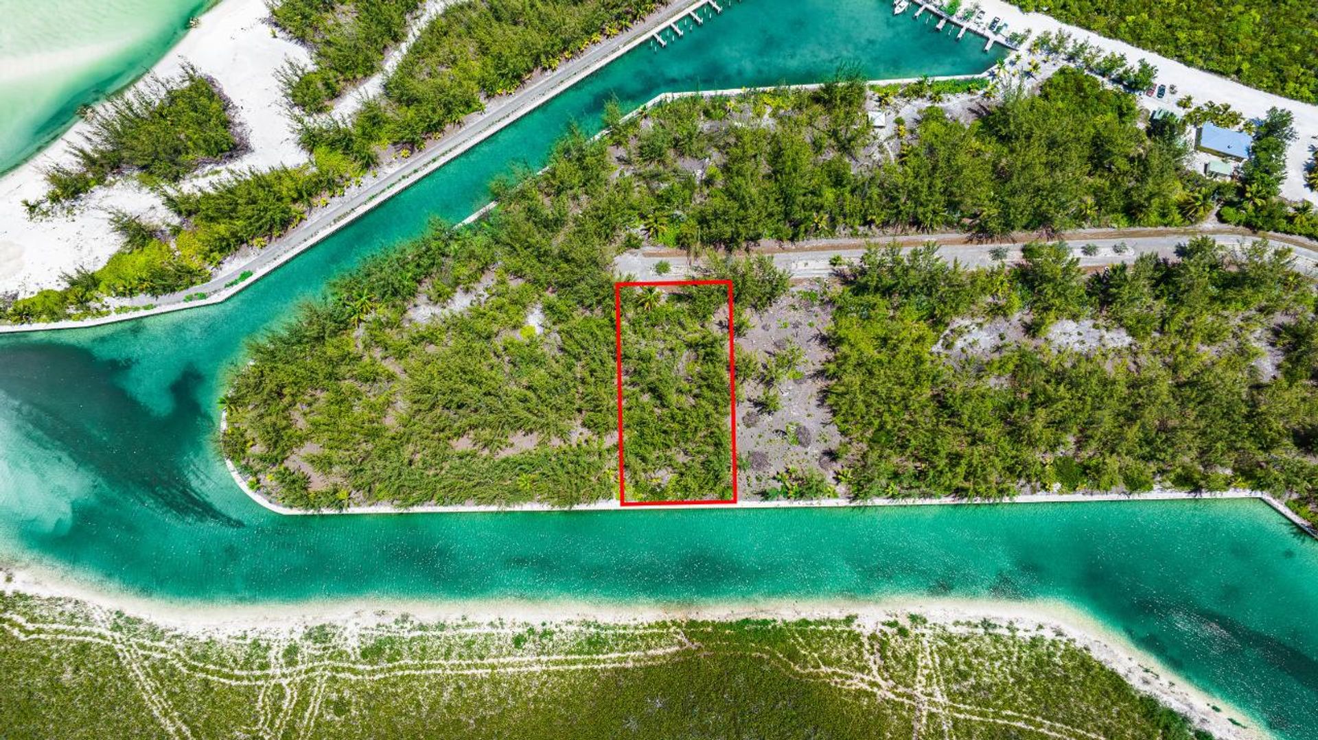 Wylądować w Sandy Point, Caicos Islands 12422745