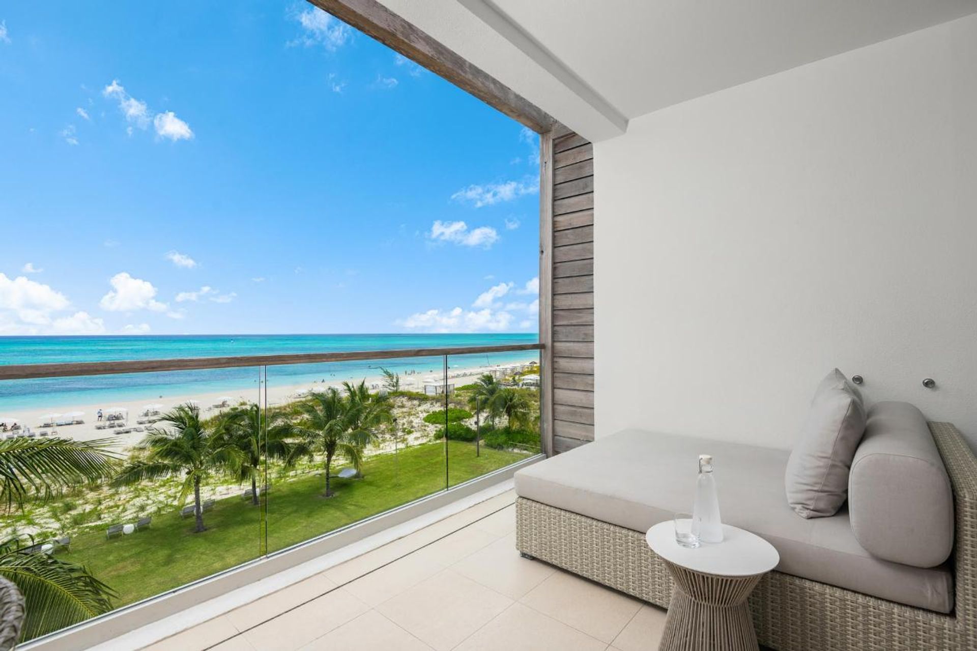 Condominium in The Bight Settlement, Caicos Islands 12422826