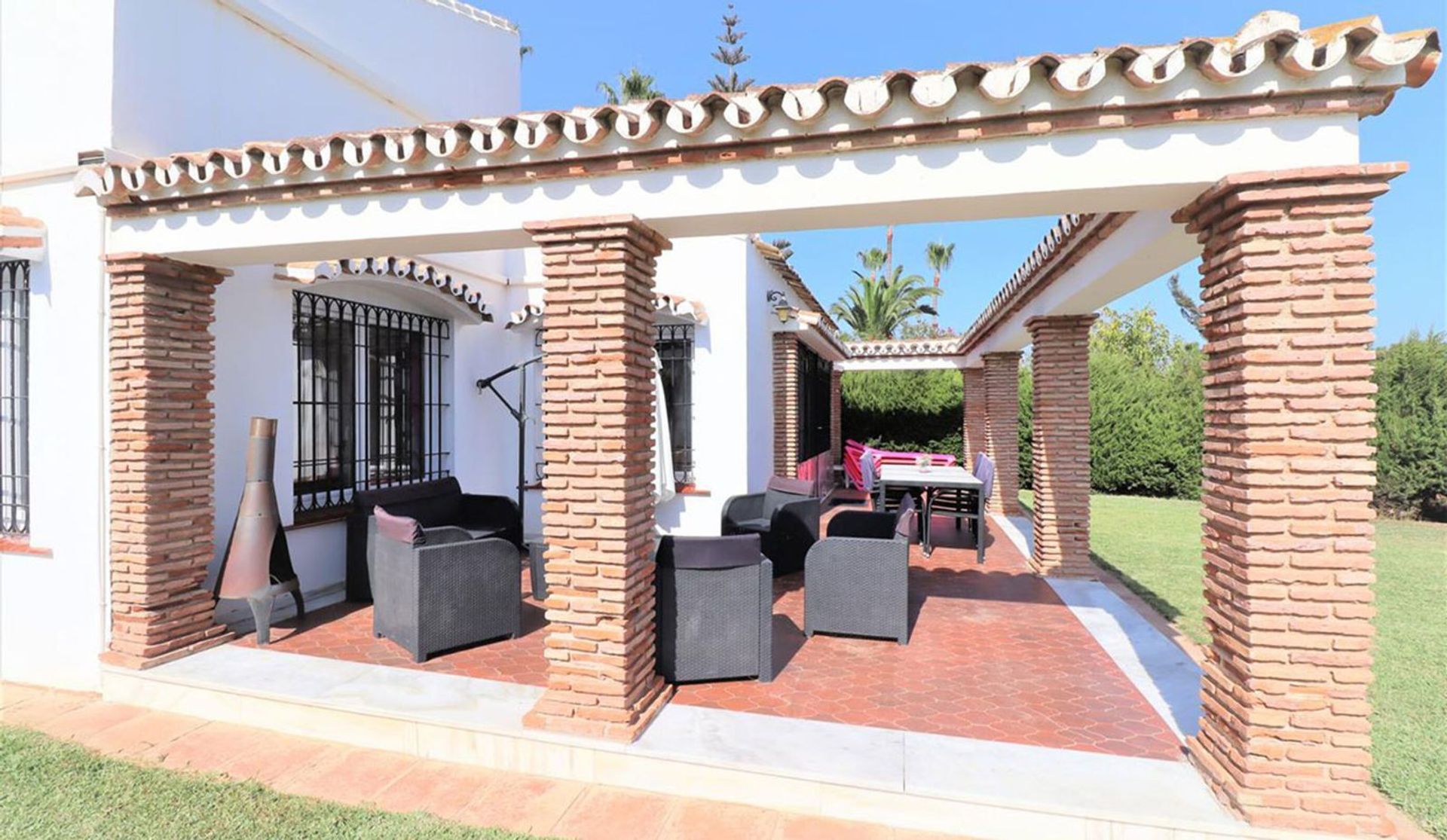 rumah dalam Malaga, Andalusia 12424124