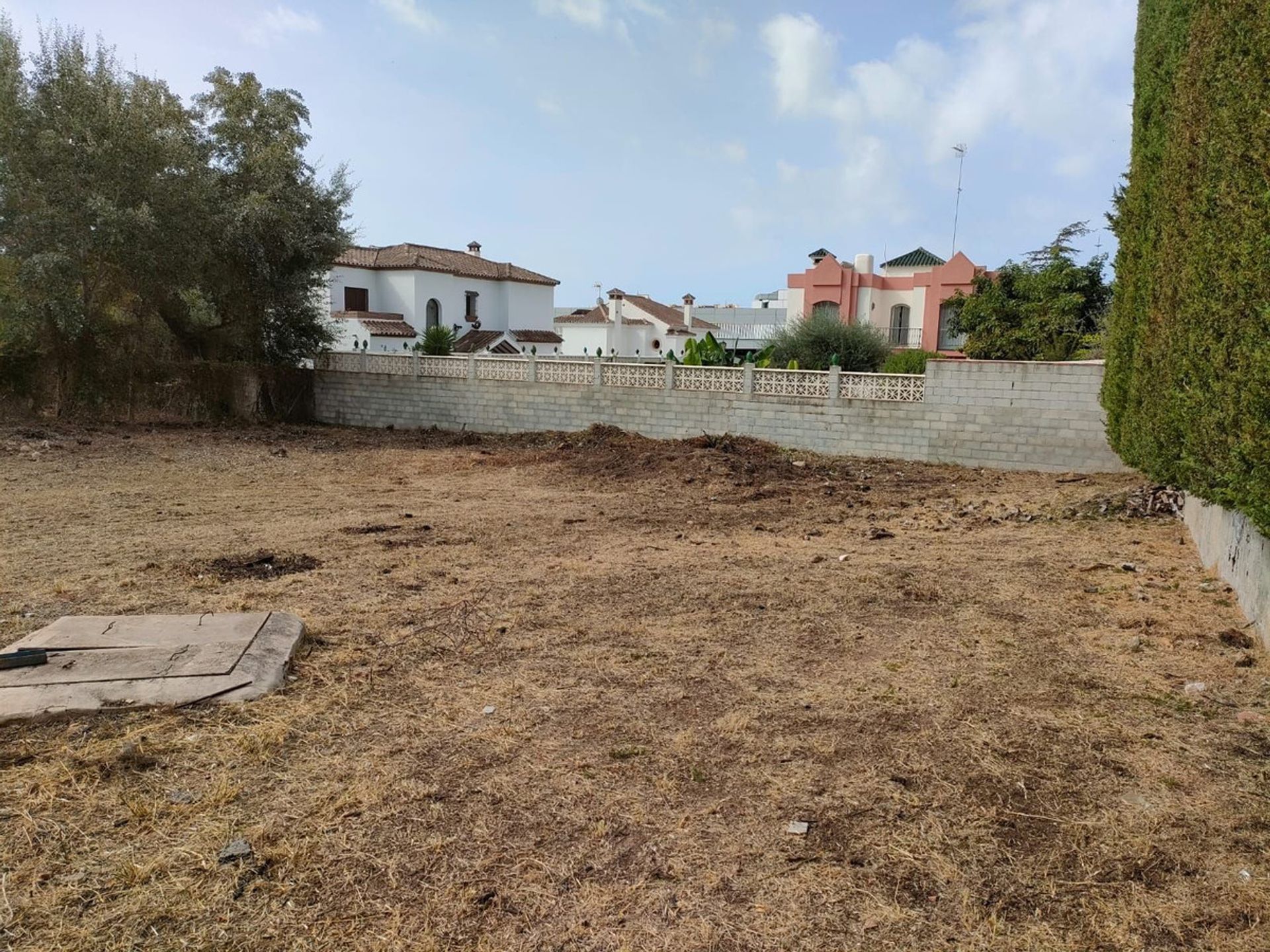 Land in Marbella, Andalusia 12424356