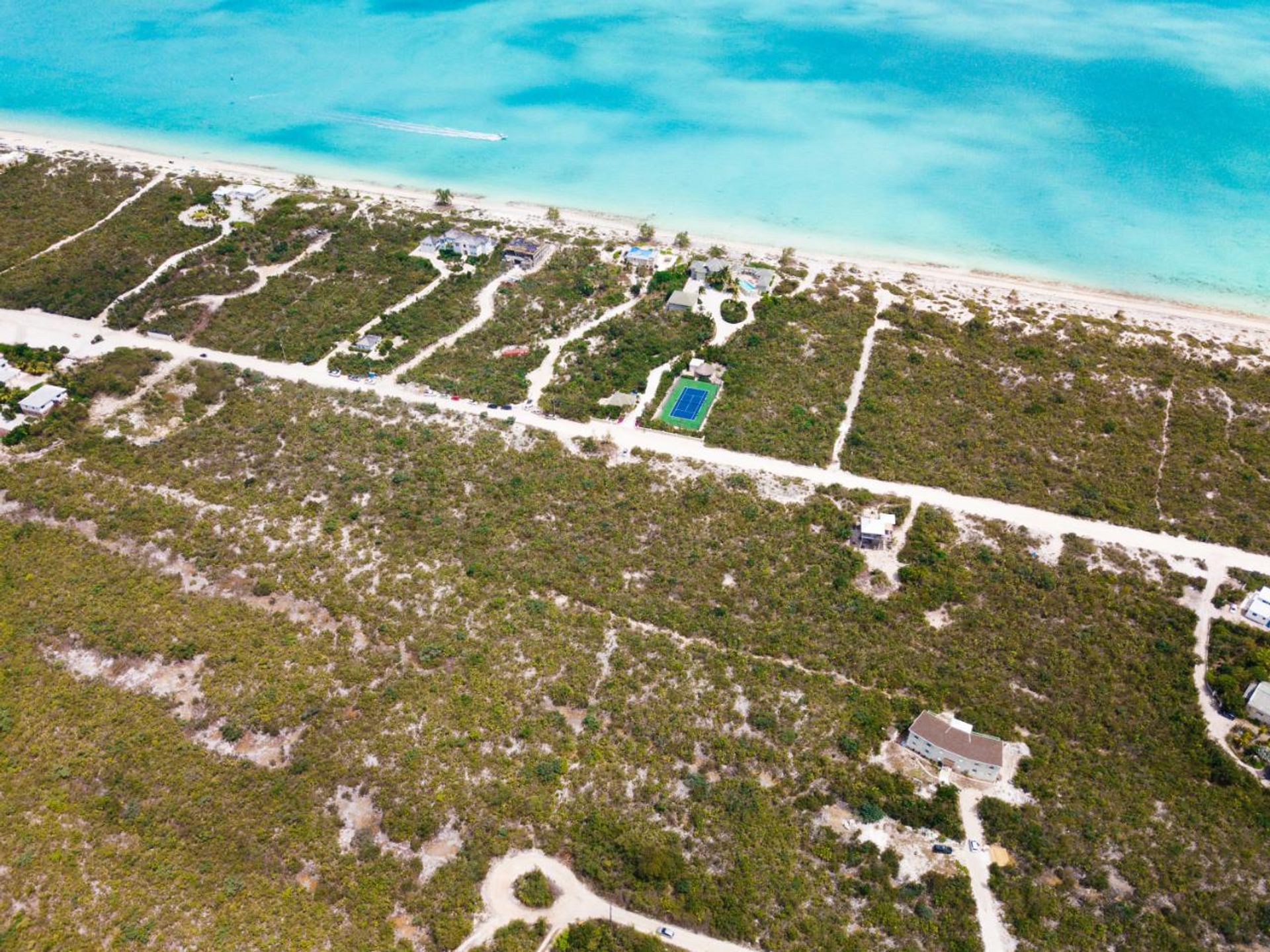 الأرض في Long Bay Hills, Caicos Islands 12425045