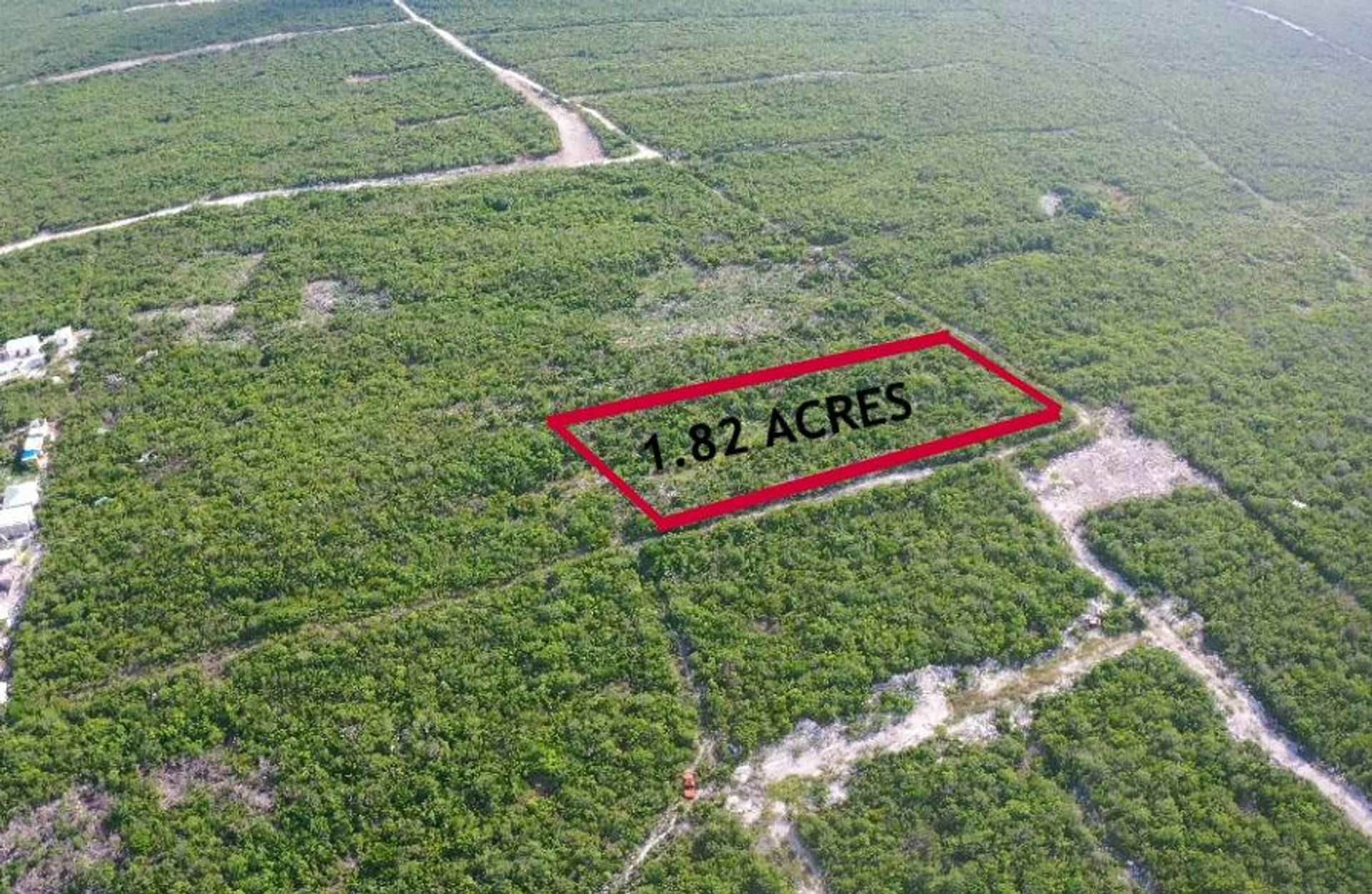 Land in , Caicos Islands 12425047