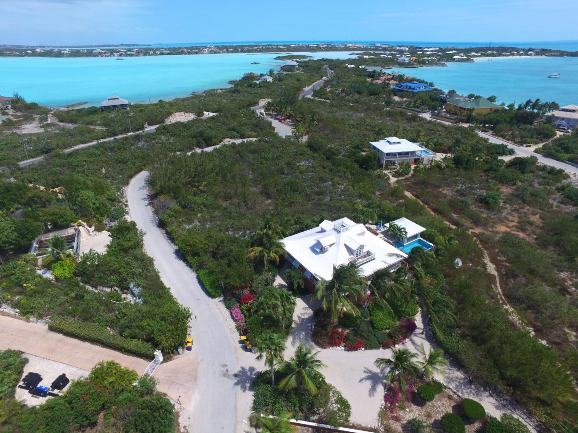 Land i , Caicos Islands 12425052