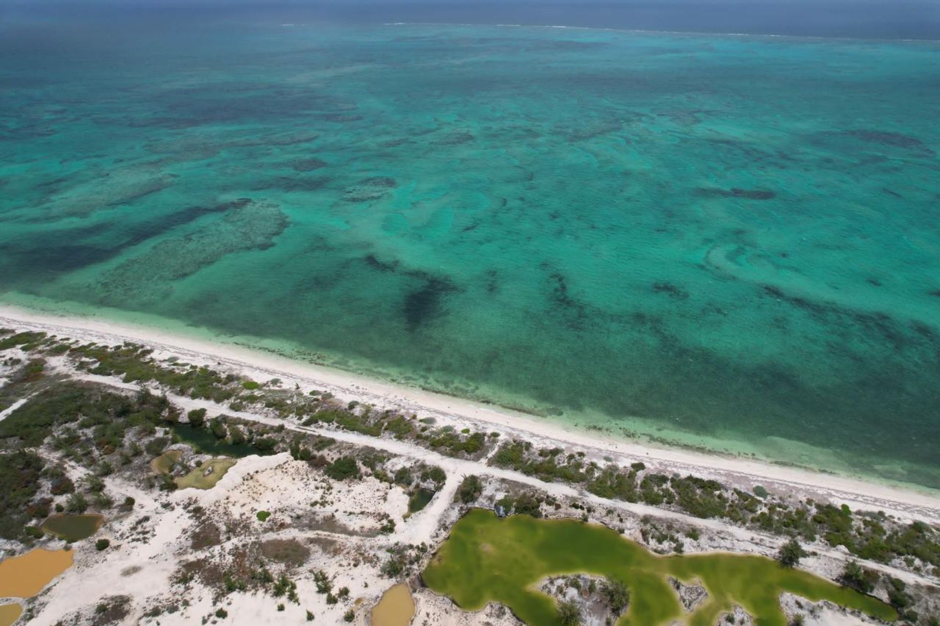 Земельные участки в , Caicos Islands 12425126