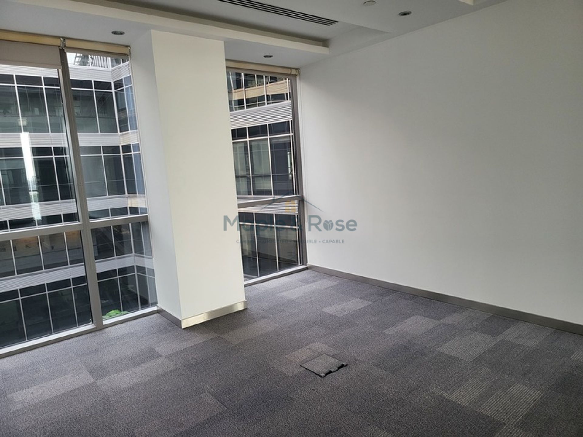 Office in Dubai, Dubai 12426490