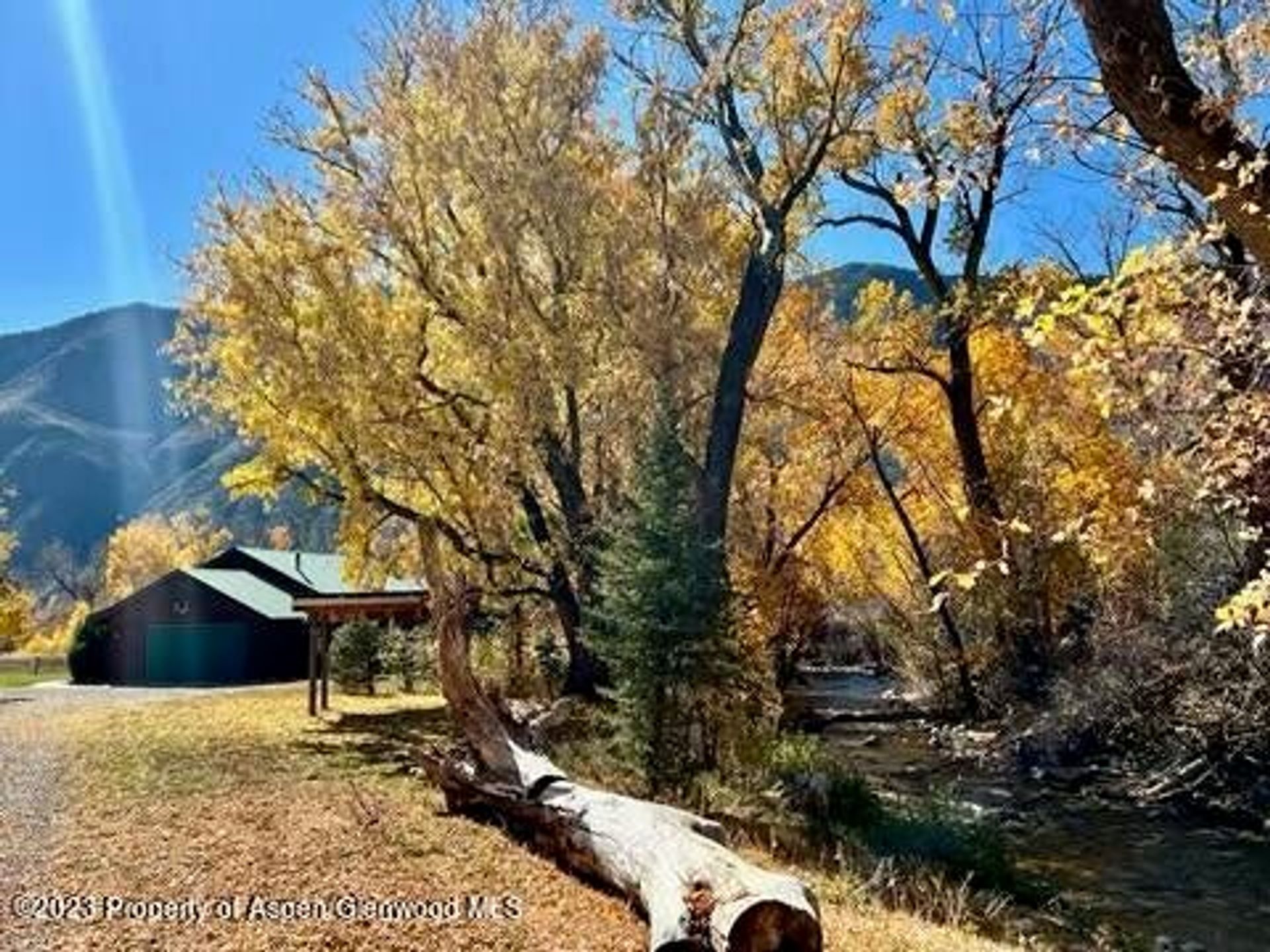 casa en New Castle, Colorado 12427490